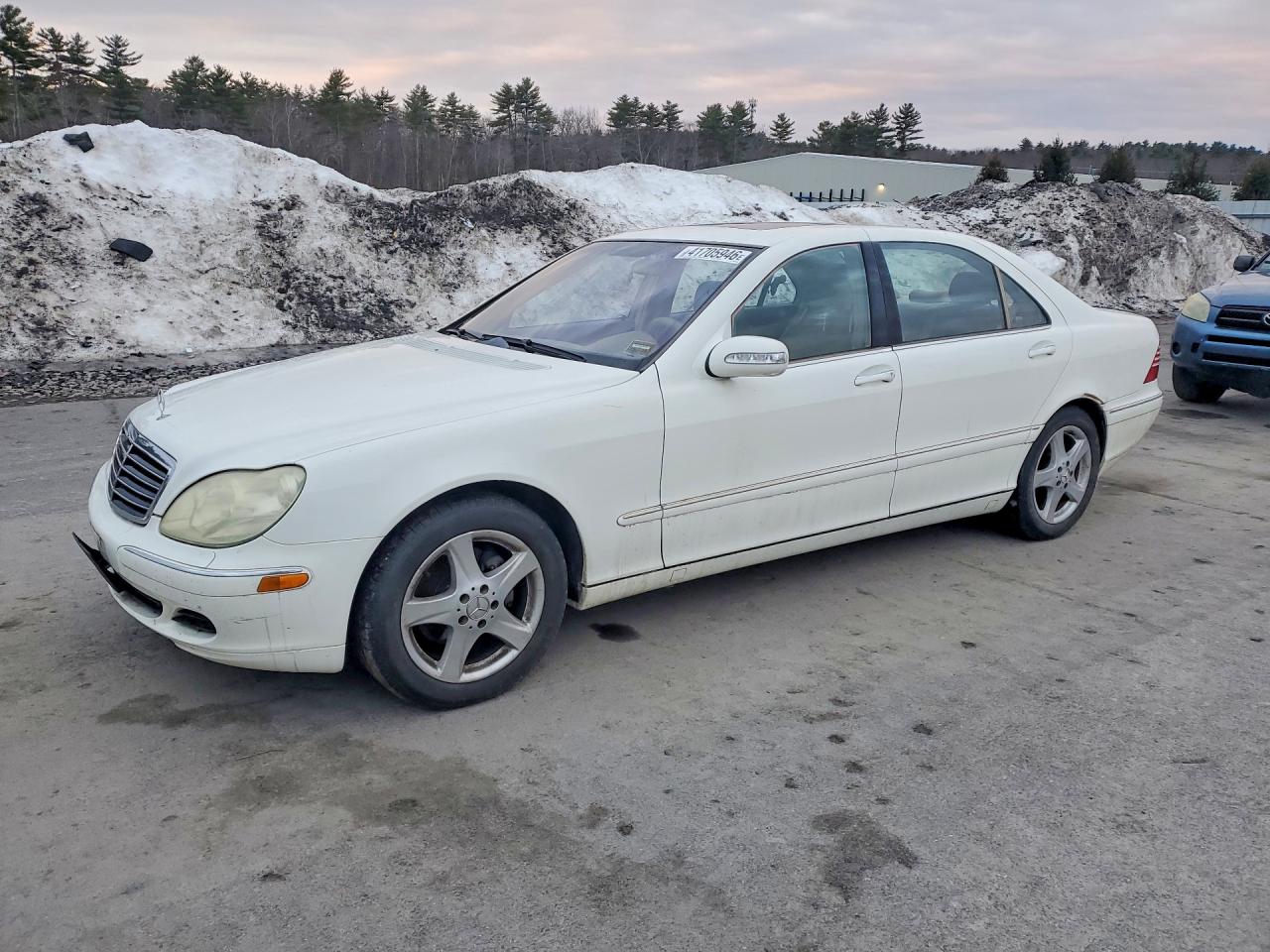 2004 Mercedes-benz S 500 White vin: WDBNG75J54A394492