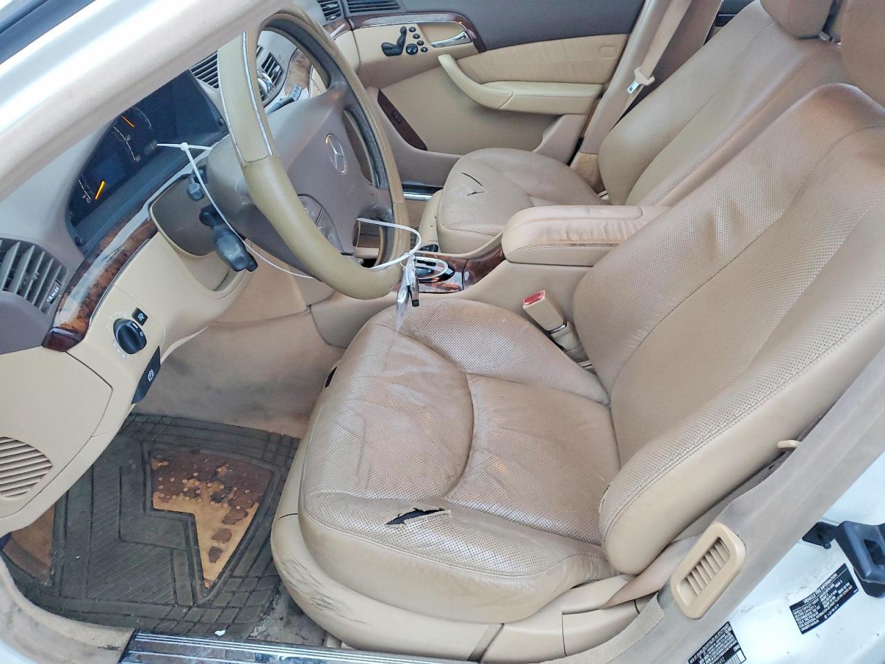 2004 Mercedes-benz S 500 White vin: WDBNG75J54A394492