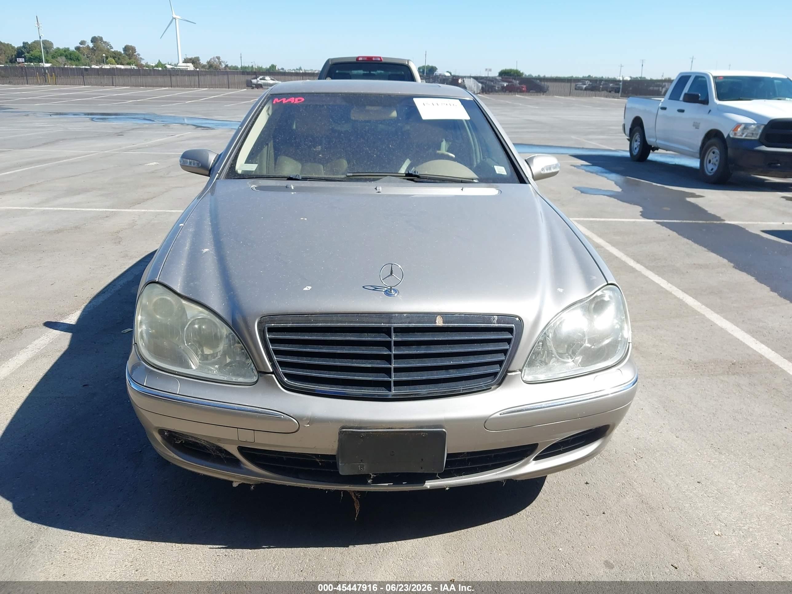 2004 Mercedes-benz S 500   Champagne vin: WDBNG75J54A397568