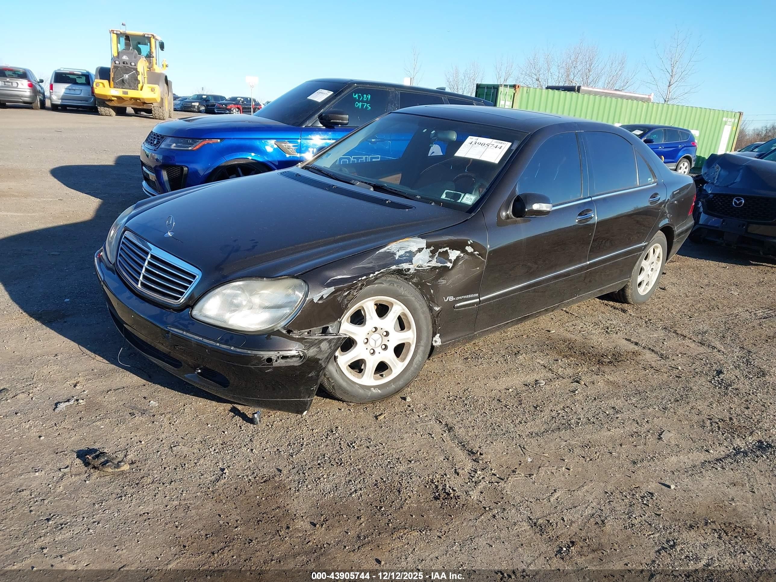2000 Mercedes-benz S 500   Black vin: WDBNG75J5YA107352