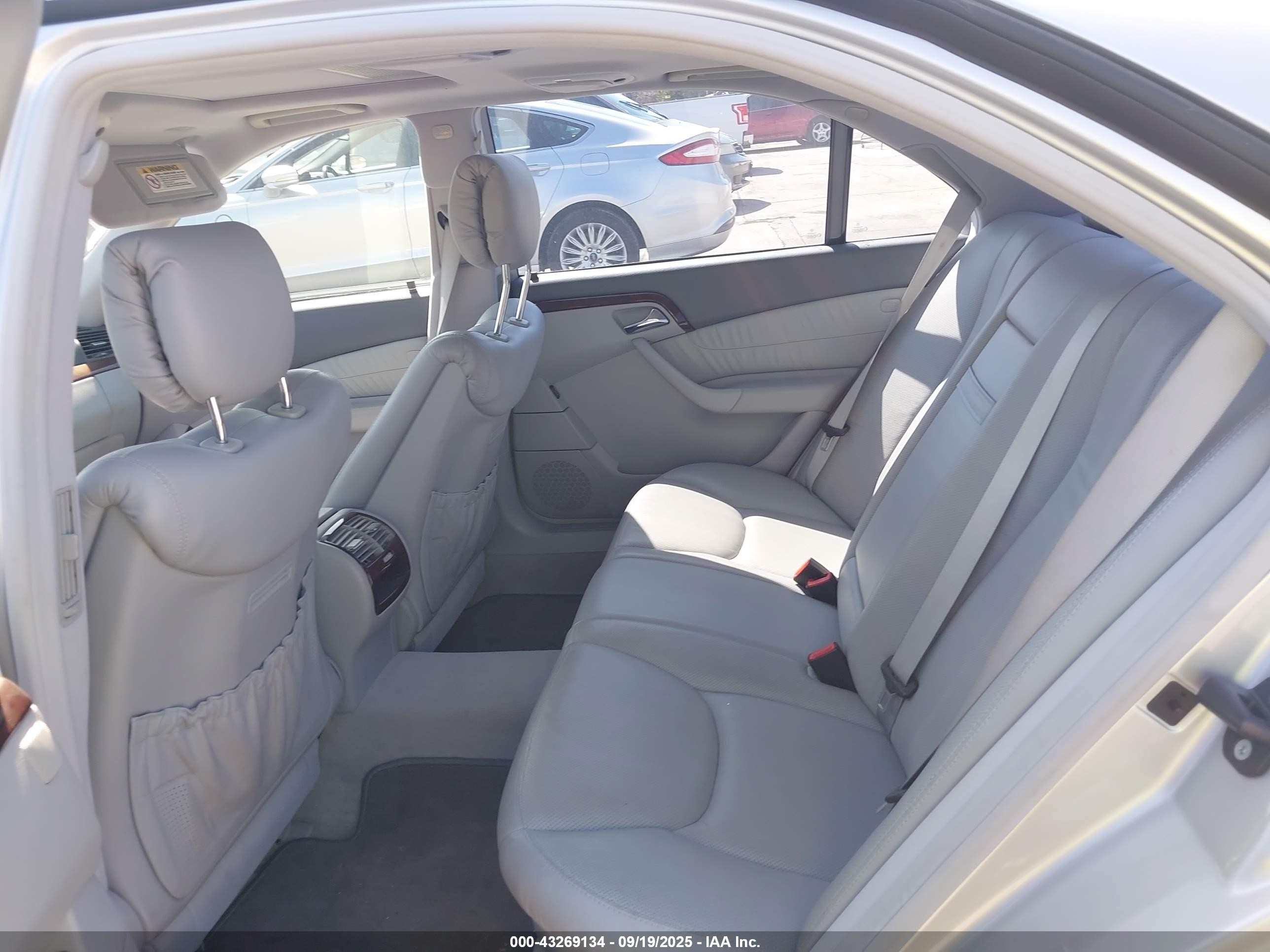 2000 Mercedes-benz S 500   Silver vin: WDBNG75J6YA062762