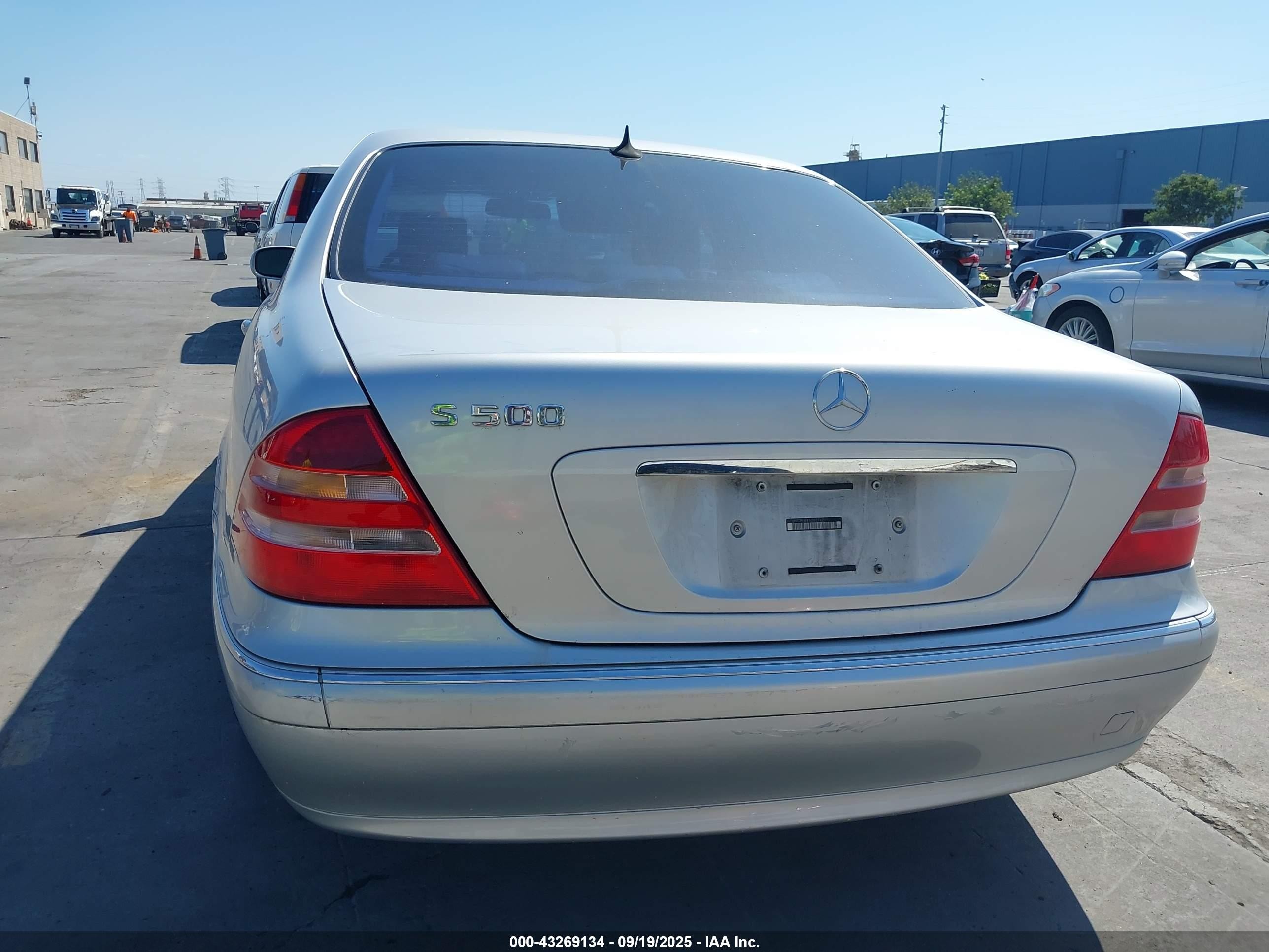 2000 Mercedes-benz S 500   Silver vin: WDBNG75J6YA062762