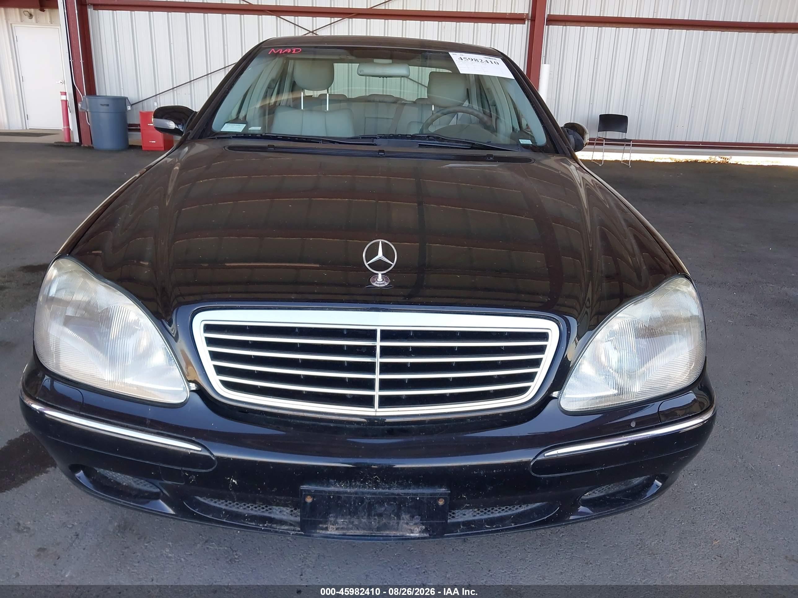 2000 Mercedes-benz S 500   Black vin: WDBNG75J6YA114326