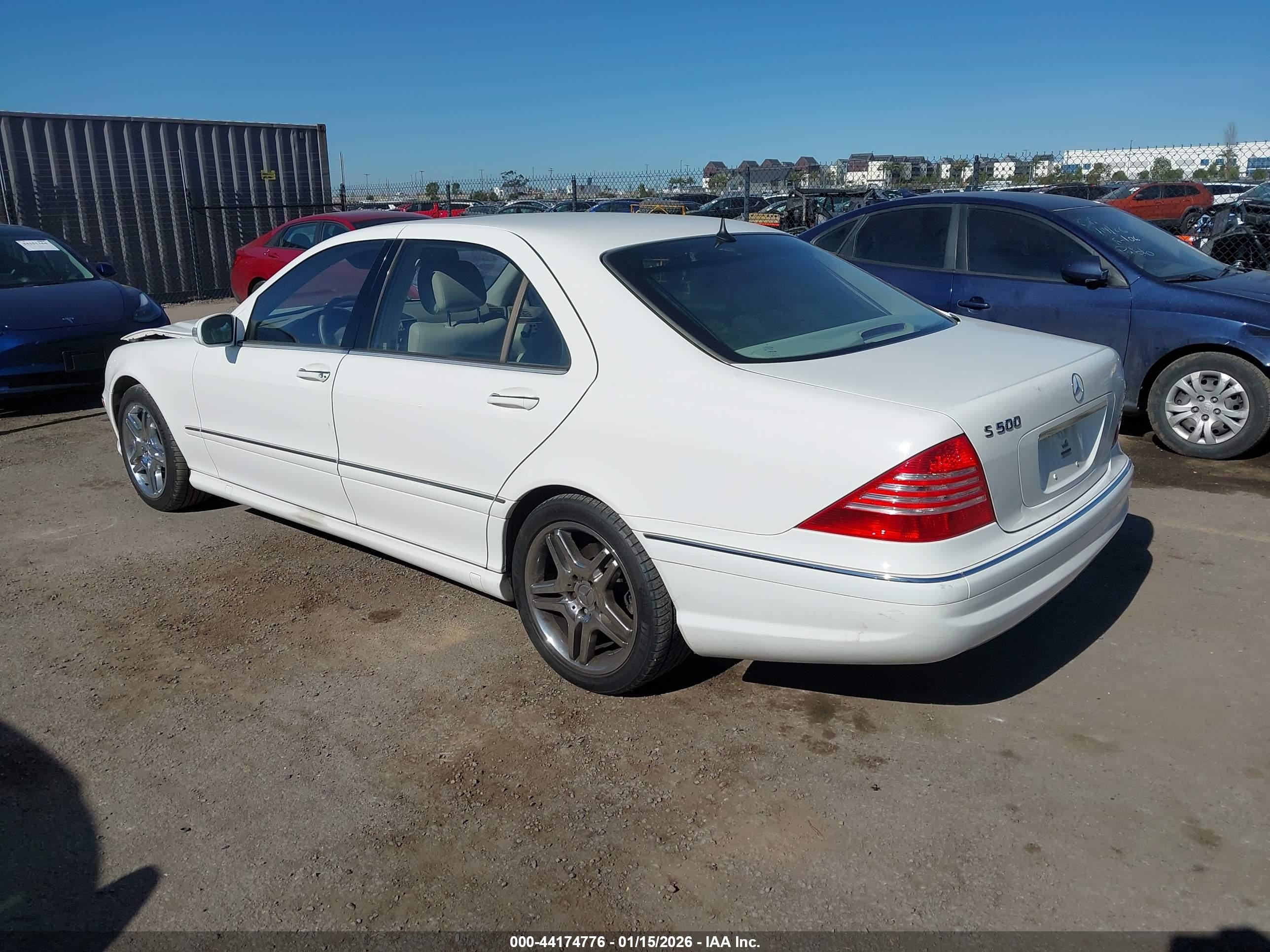 2006 Mercedes-benz S 500   Белый vin: WDBNG75J76A482057