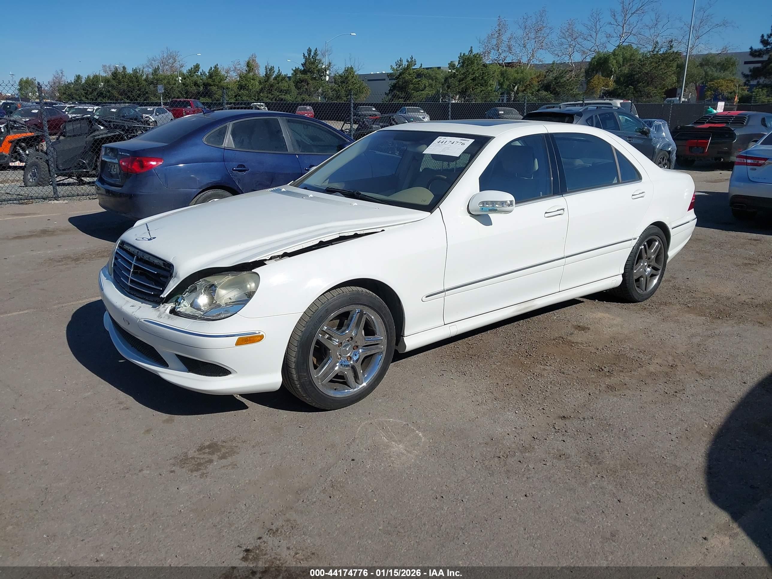 2006 Mercedes-benz S 500   Белый vin: WDBNG75J76A482057