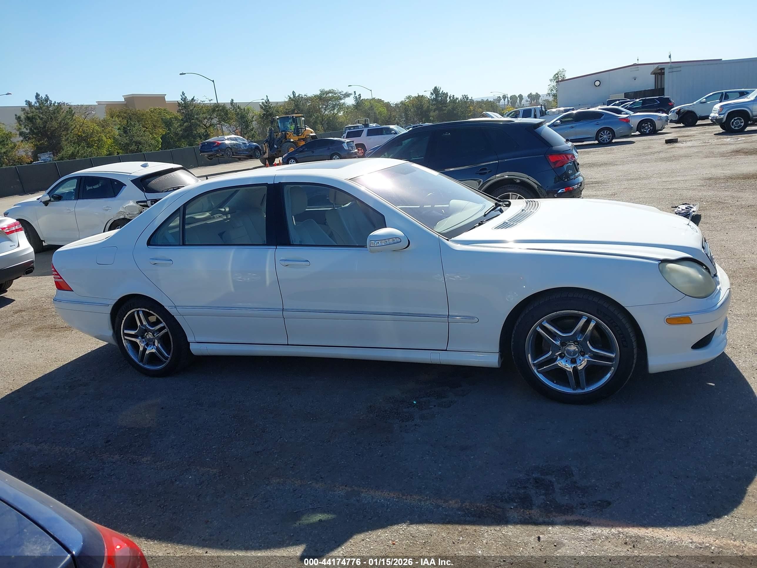 2006 Mercedes-benz S 500   Белый vin: WDBNG75J76A482057