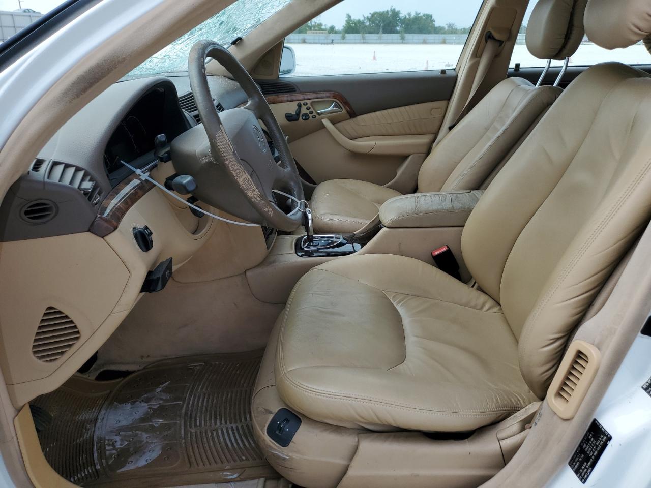 2000 Mercedes-benz S 500 White vin: WDBNG75J7YA038440