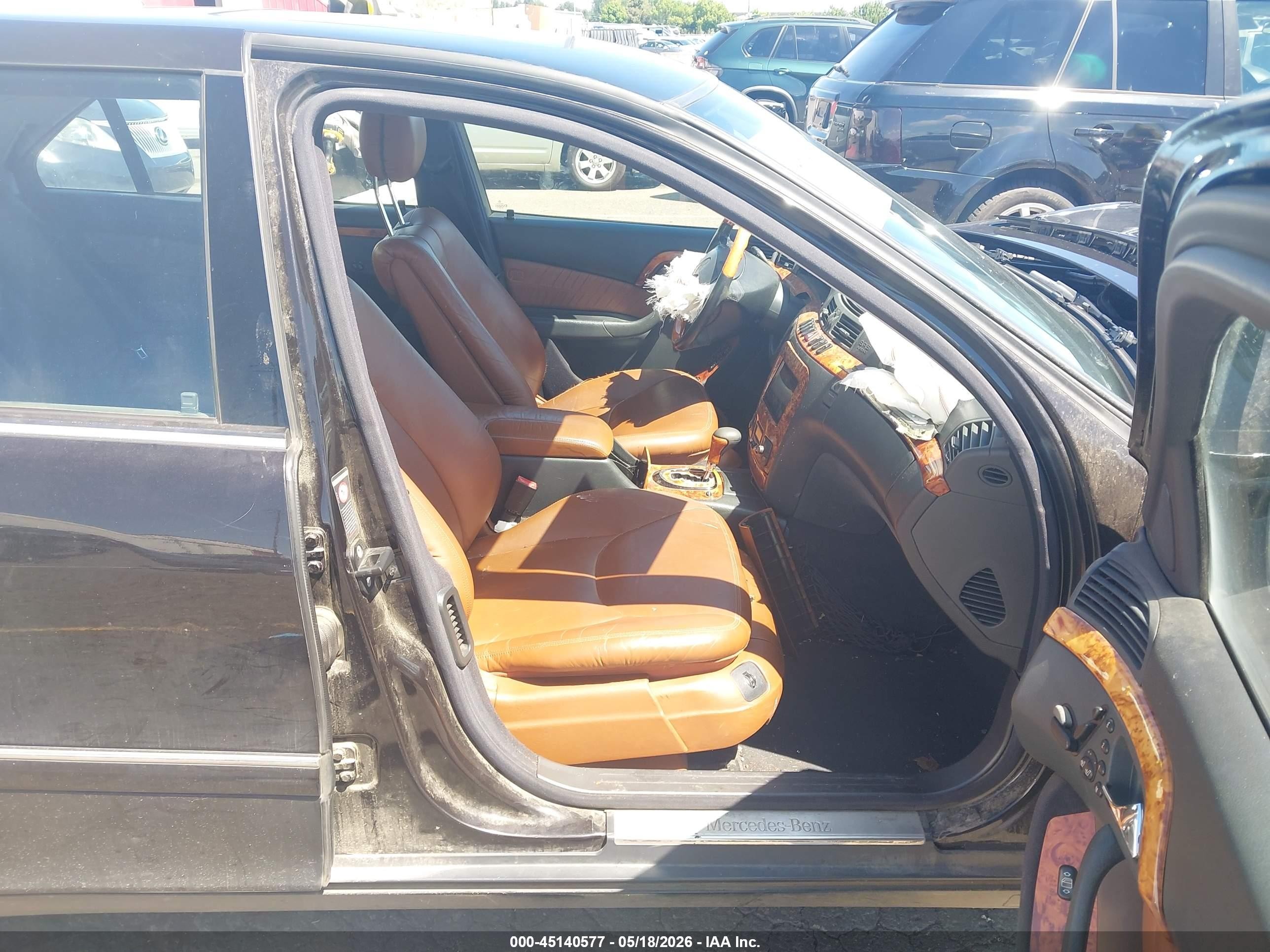 2000 Mercedes-benz S 500   Black vin: WDBNG75J7YA118028