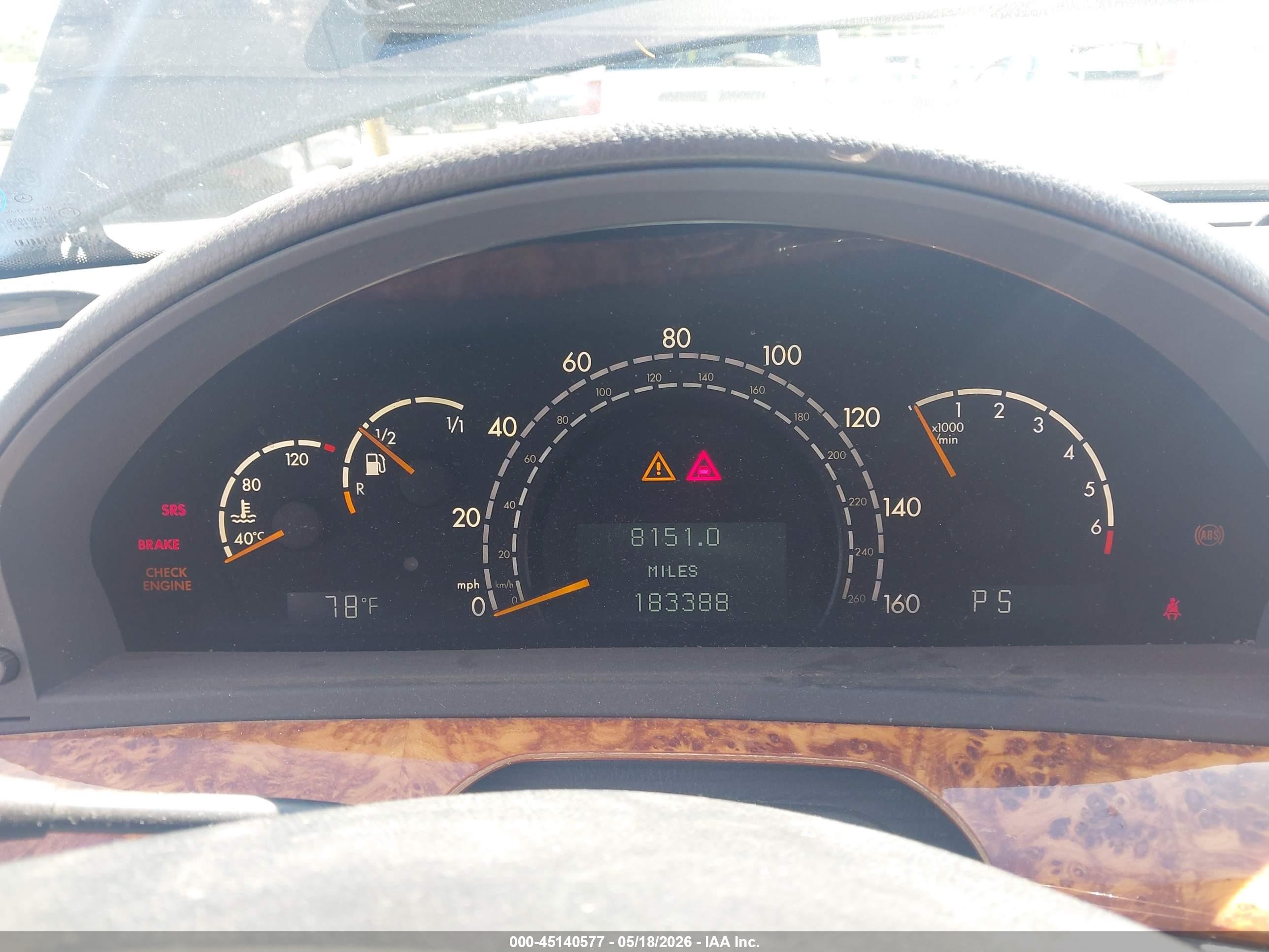 2000 Mercedes-benz S 500   Black vin: WDBNG75J7YA118028