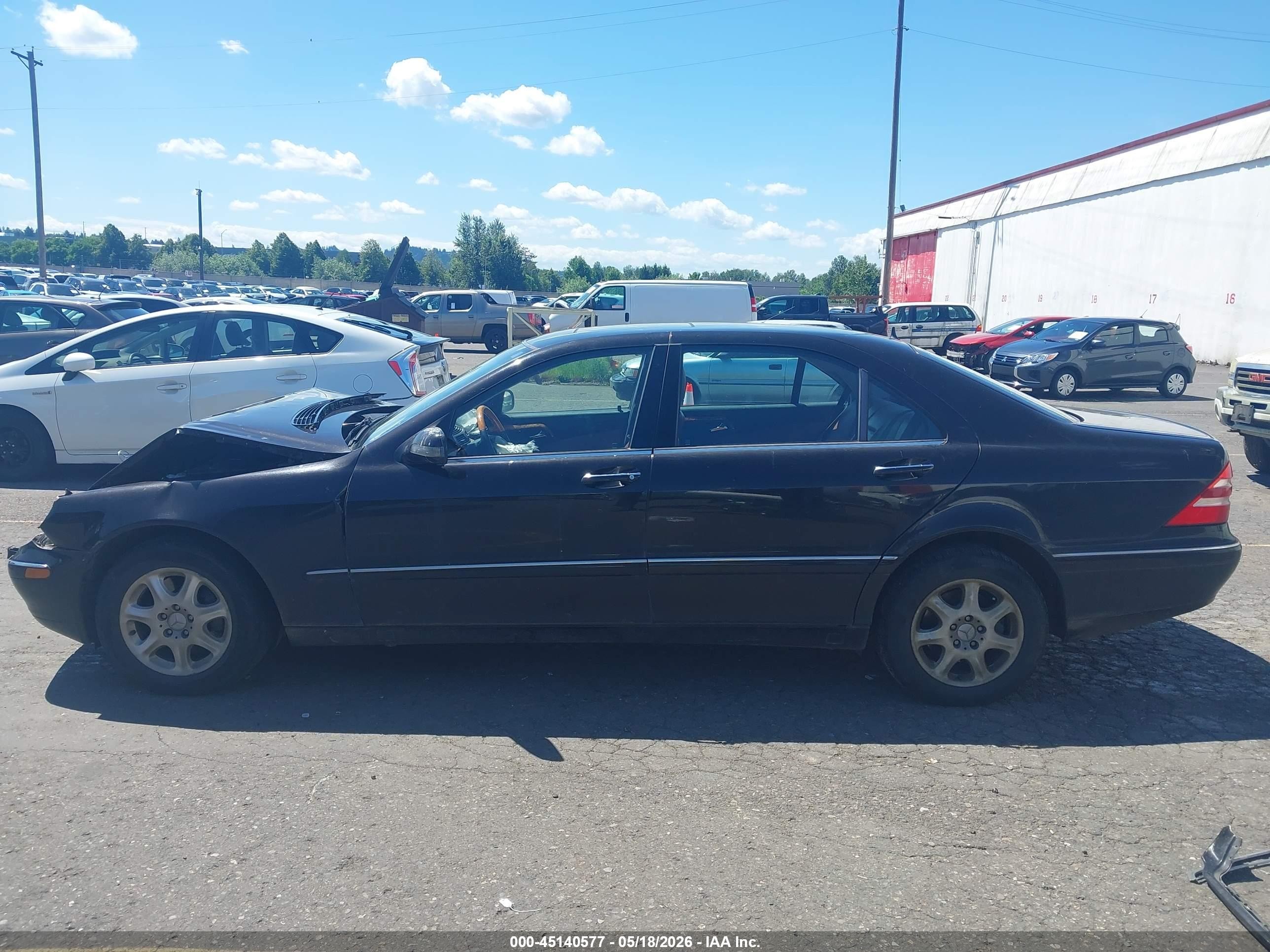 2000 Mercedes-benz S 500   Black vin: WDBNG75J7YA118028