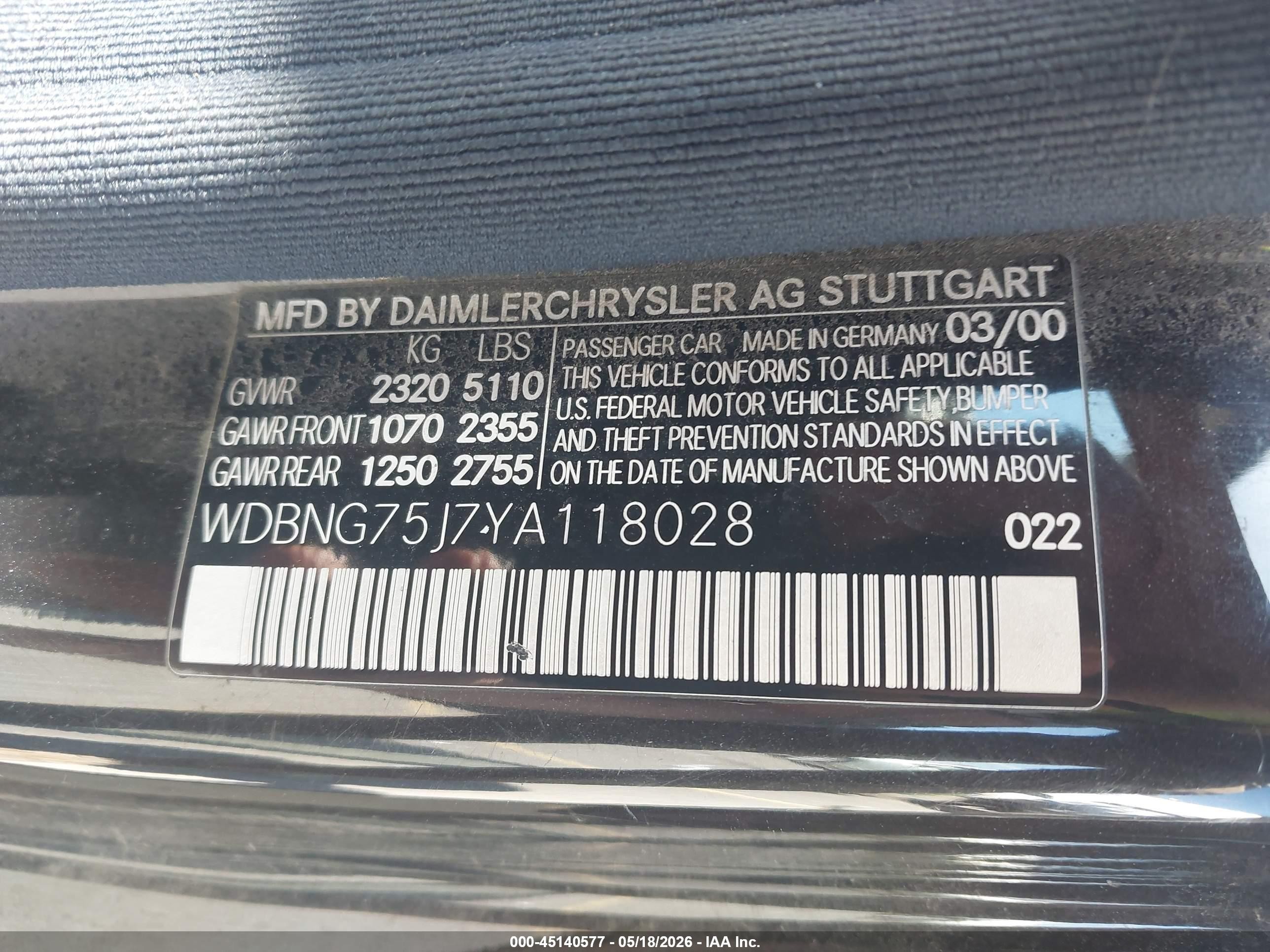 2000 Mercedes-benz S 500   Black vin: WDBNG75J7YA118028