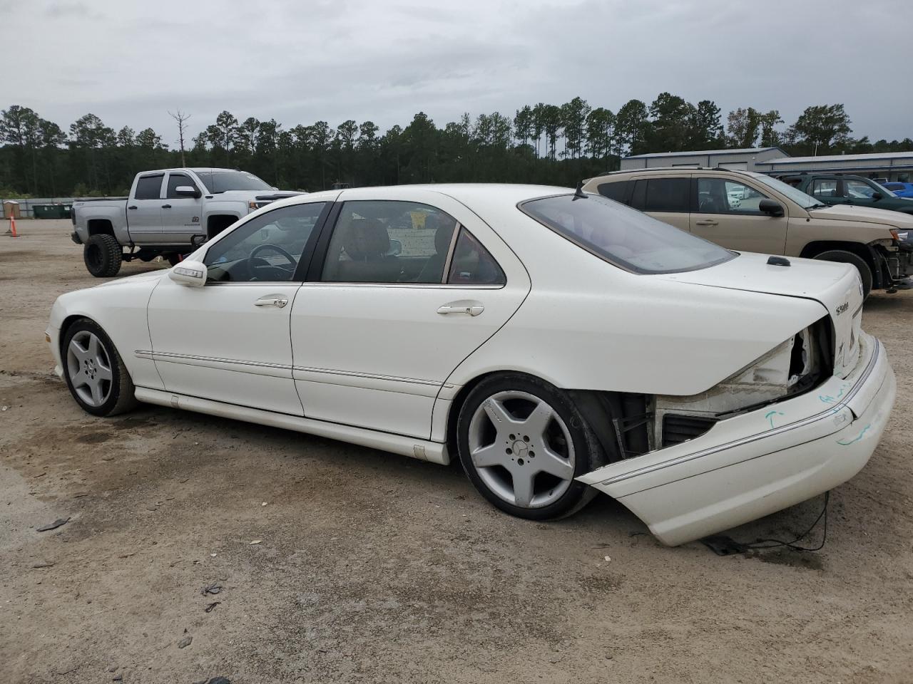 2004 Mercedes-benz S 500 White vin: WDBNG75J84A399170