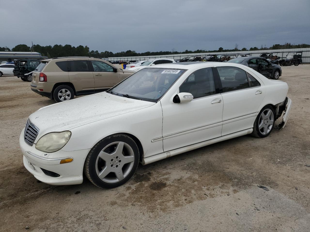 2004 Mercedes-benz S 500 White vin: WDBNG75J84A399170