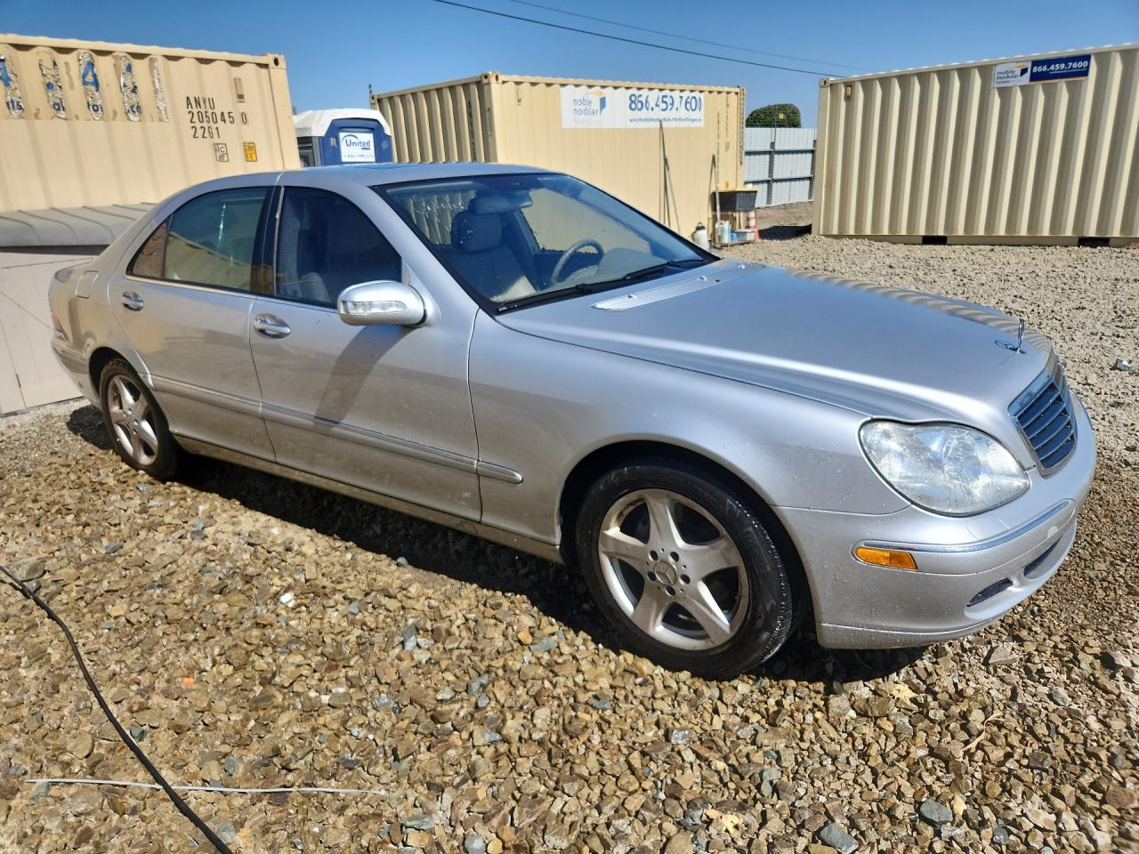 2005 Mercedes-benz S 500 Белый vin: WDBNG75J85A445520 Damage: Right Front Door, Dent(S) W/ Paint Dmg, 1/2 To 1 Inch