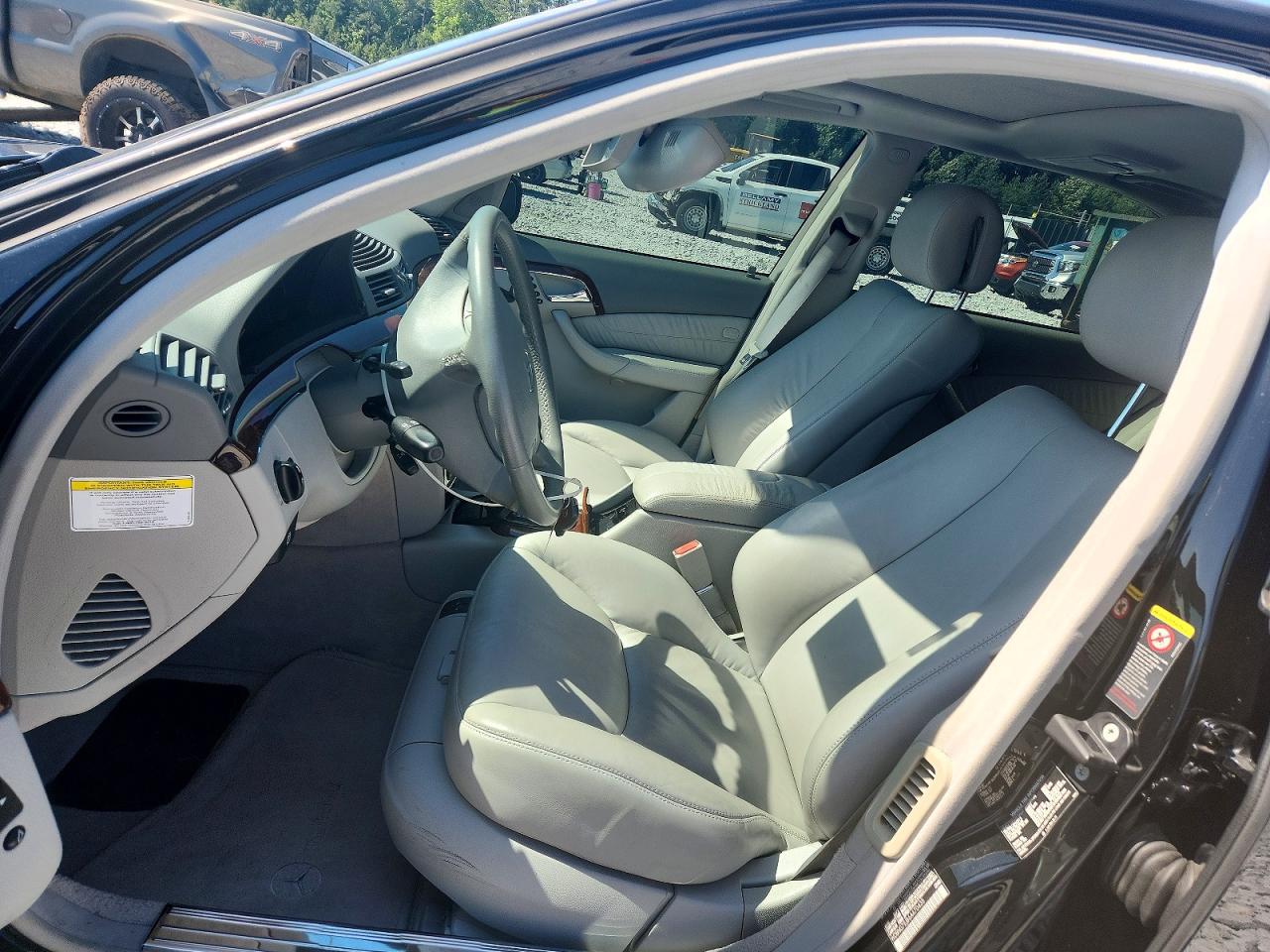 2006 Mercedes-benz S 500 Black vin: WDBNG75J86A470435