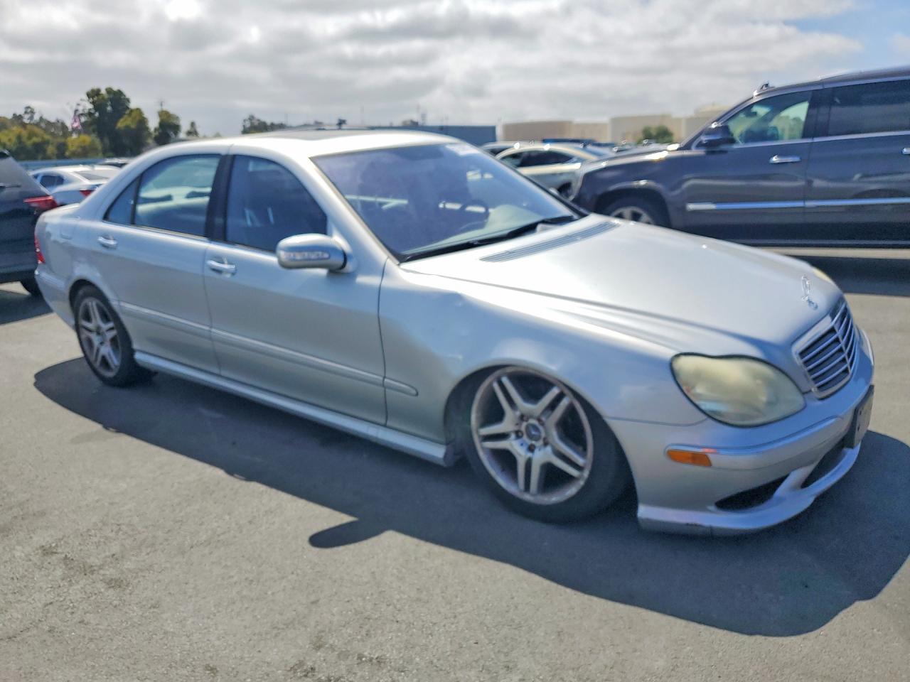 2006 Mercedes-benz S 500 Silver vin: WDBNG75J86A481578