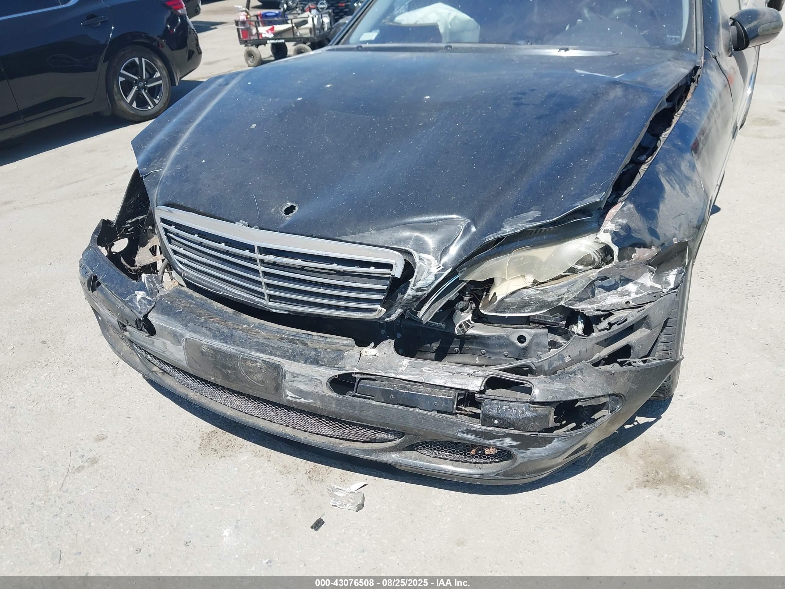 2002 Mercedes-benz S 500   Black vin: WDBNG75J92A225783