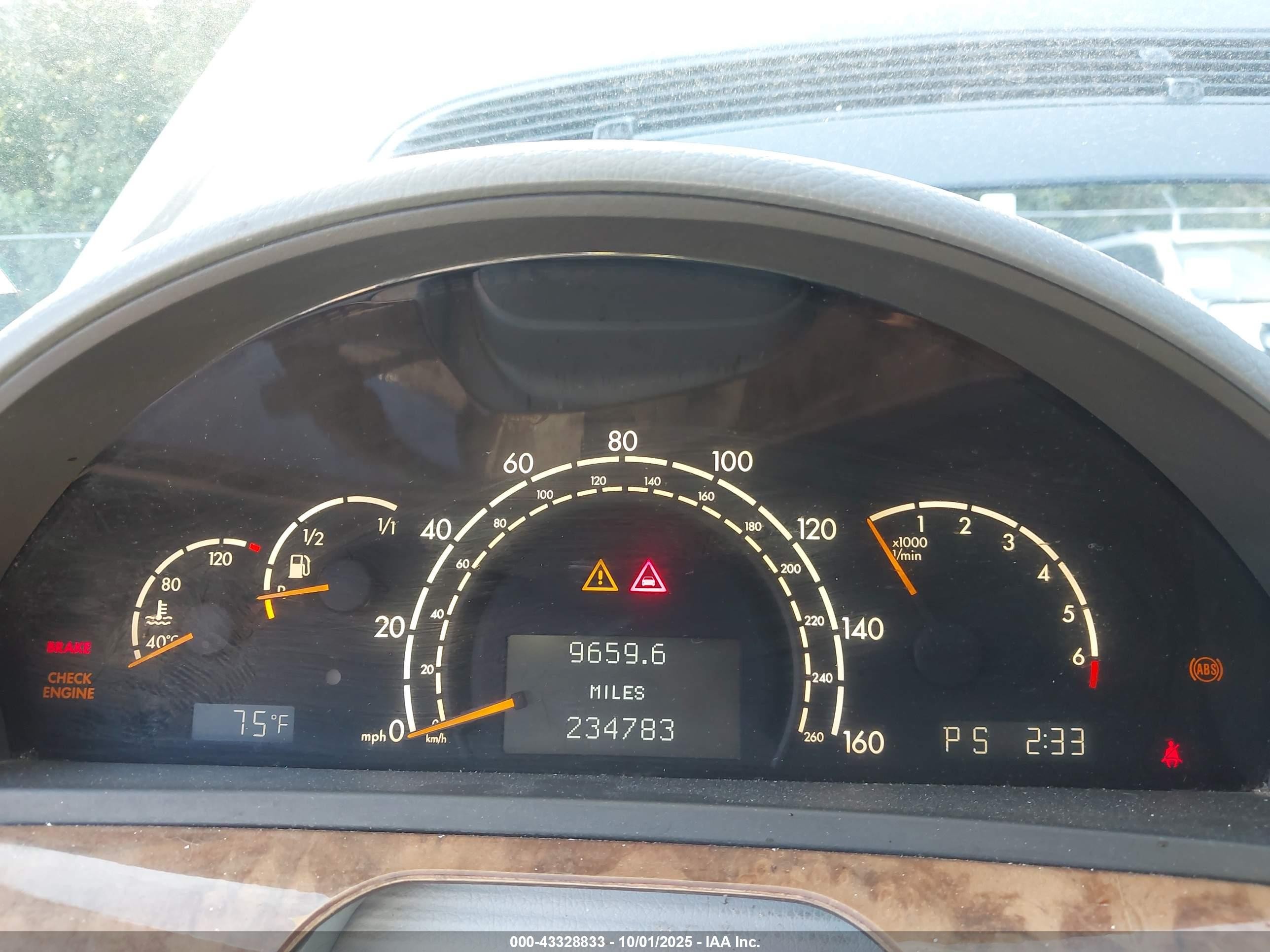2000 Mercedes-benz S 500   Black vin: WDBNG75J9YA081063