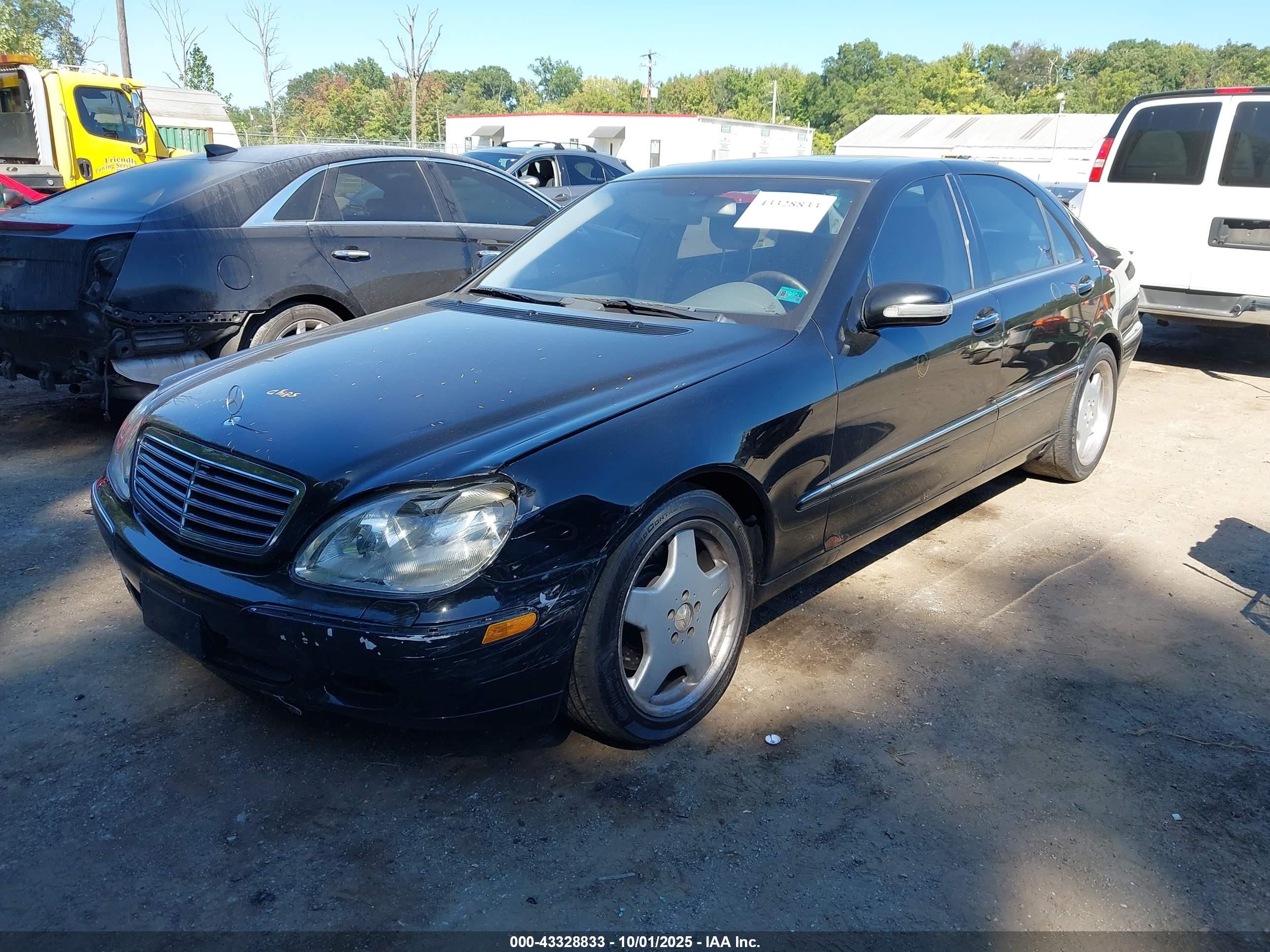 2000 Mercedes-benz S 500   Black vin: WDBNG75J9YA081063