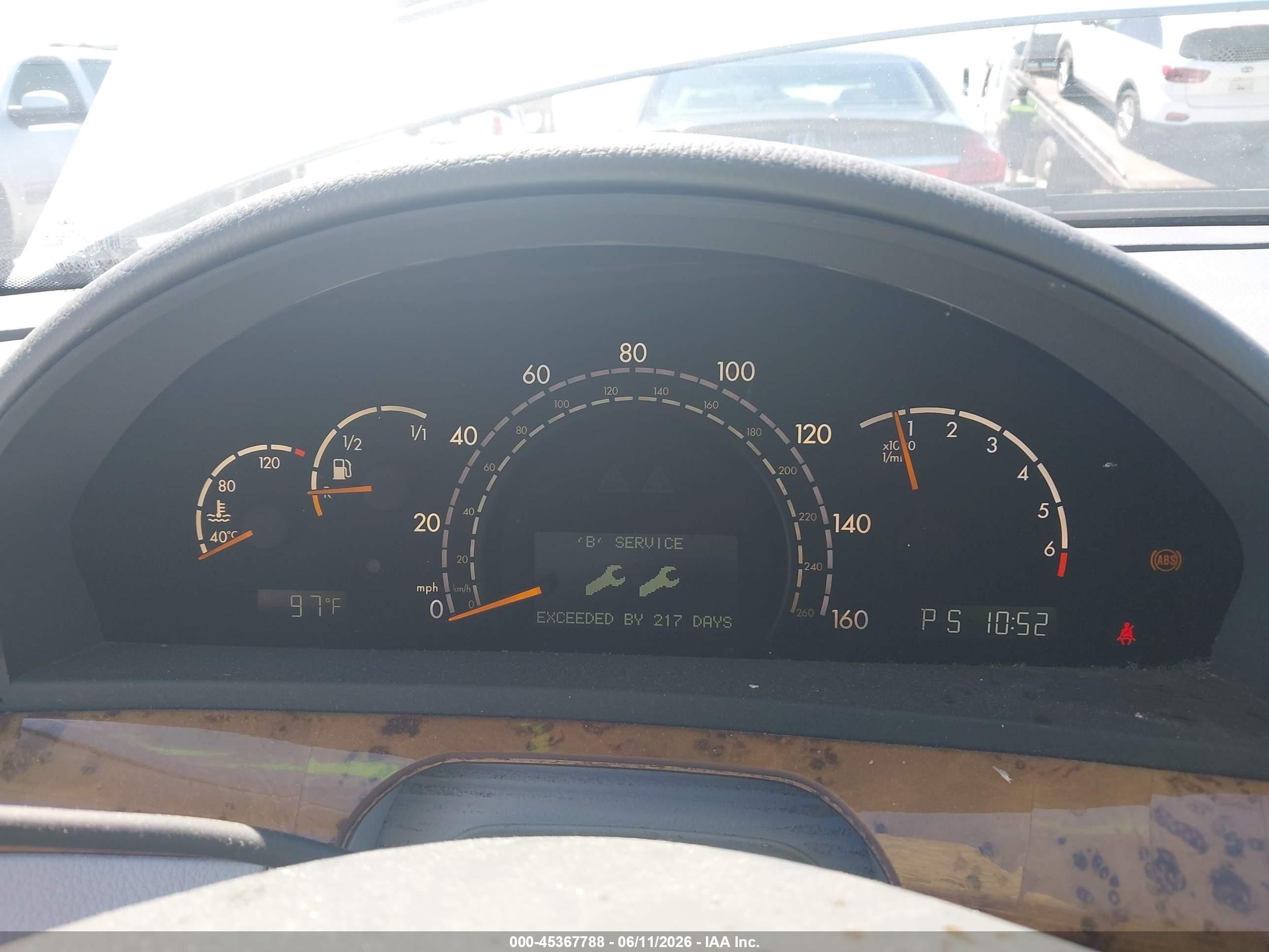 2000 Mercedes-benz S 500   Серебряный vin: WDBNG75J9YA132271