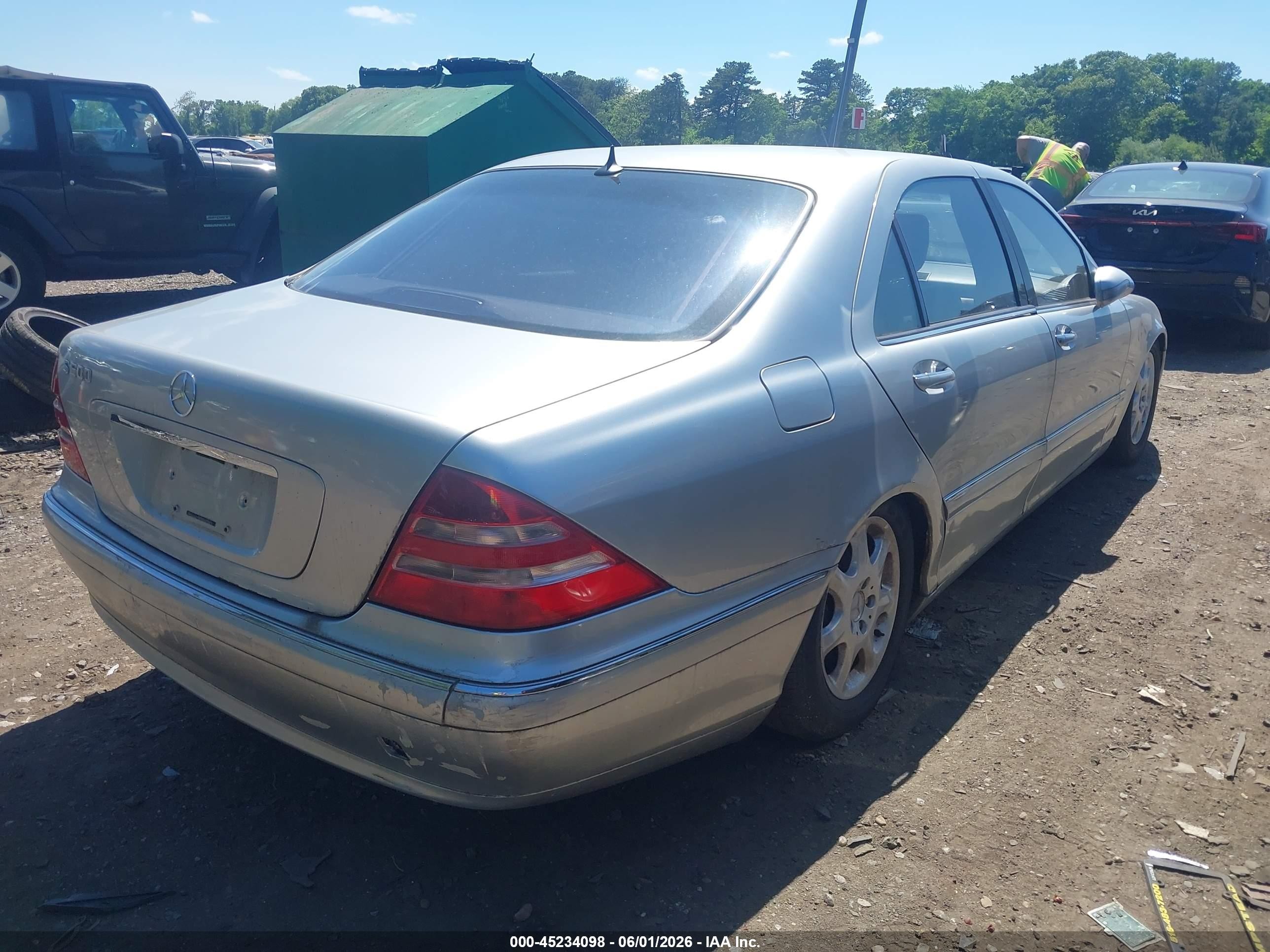 2001 Mercedes-benz S 500   Серебряный vin: WDBNG75JX1A141776