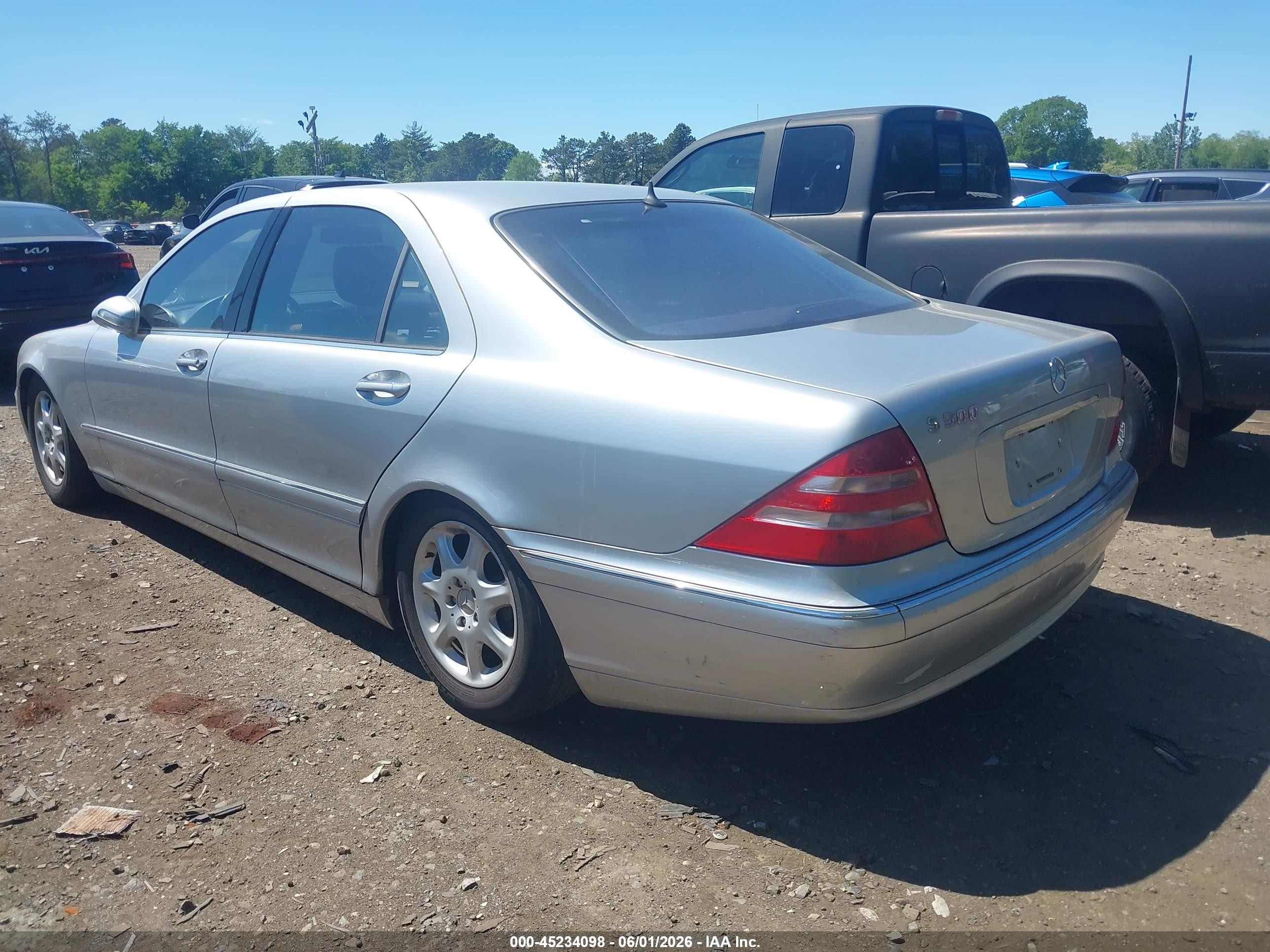 2001 Mercedes-benz S 500   Серебряный vin: WDBNG75JX1A141776