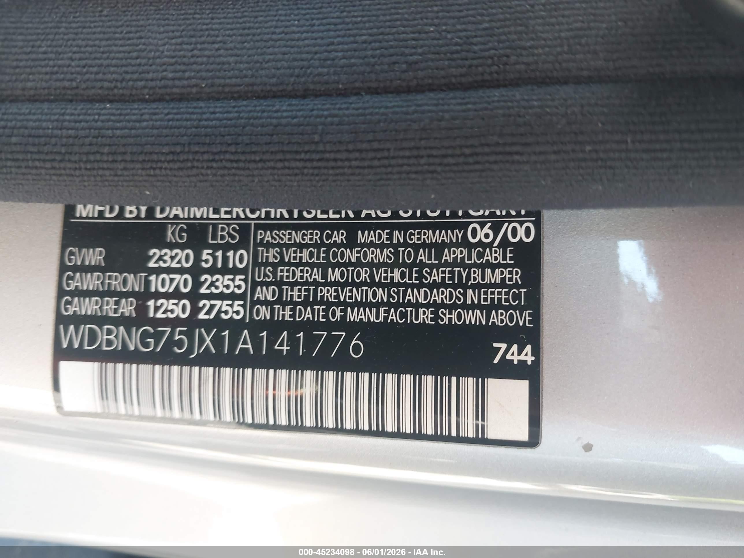 2001 Mercedes-benz S 500   Серебряный vin: WDBNG75JX1A141776