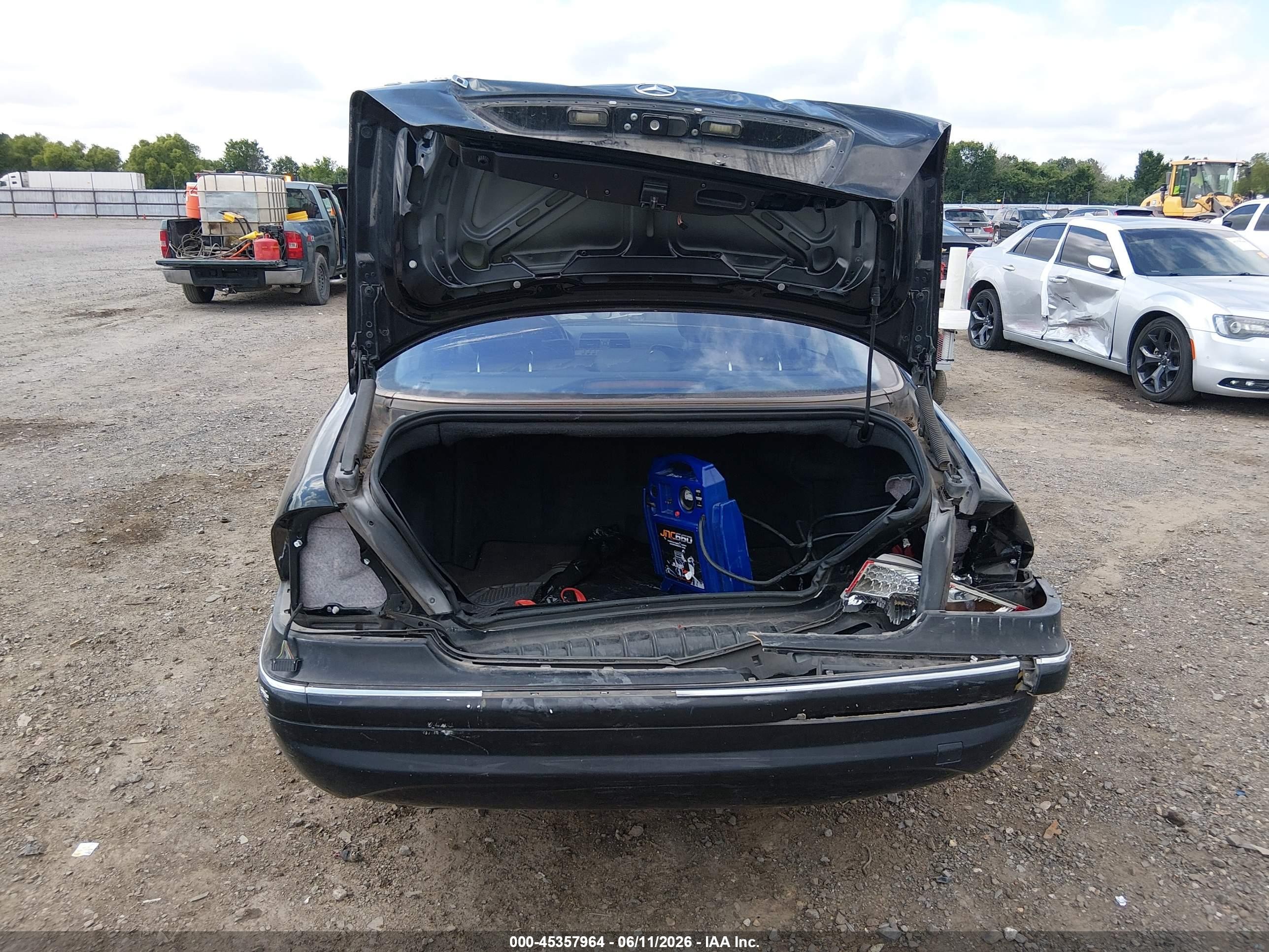 2001 Mercedes-benz S 500   Черный vin: WDBNG75JX1A218565