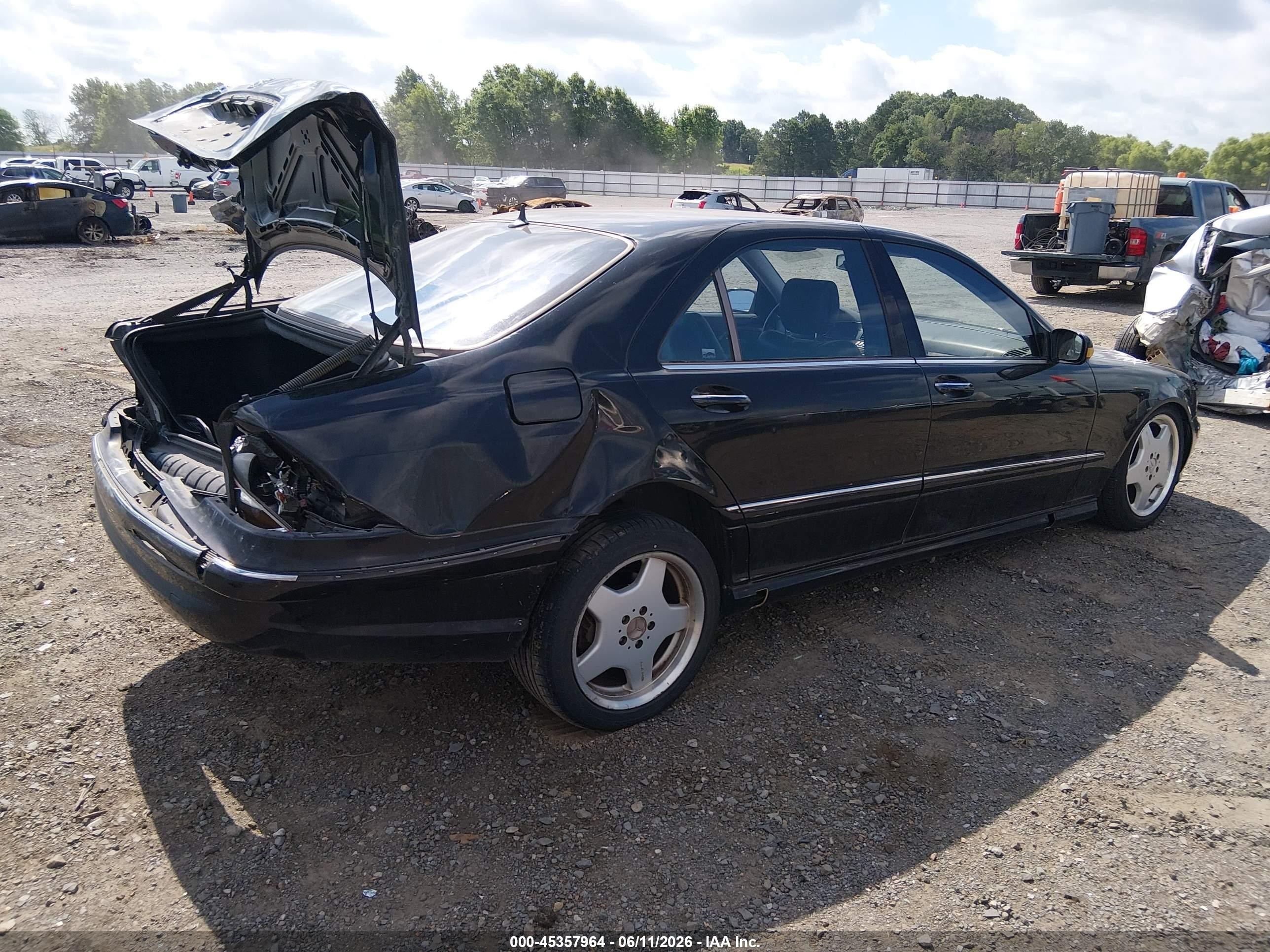 2001 Mercedes-benz S 500   Черный vin: WDBNG75JX1A218565