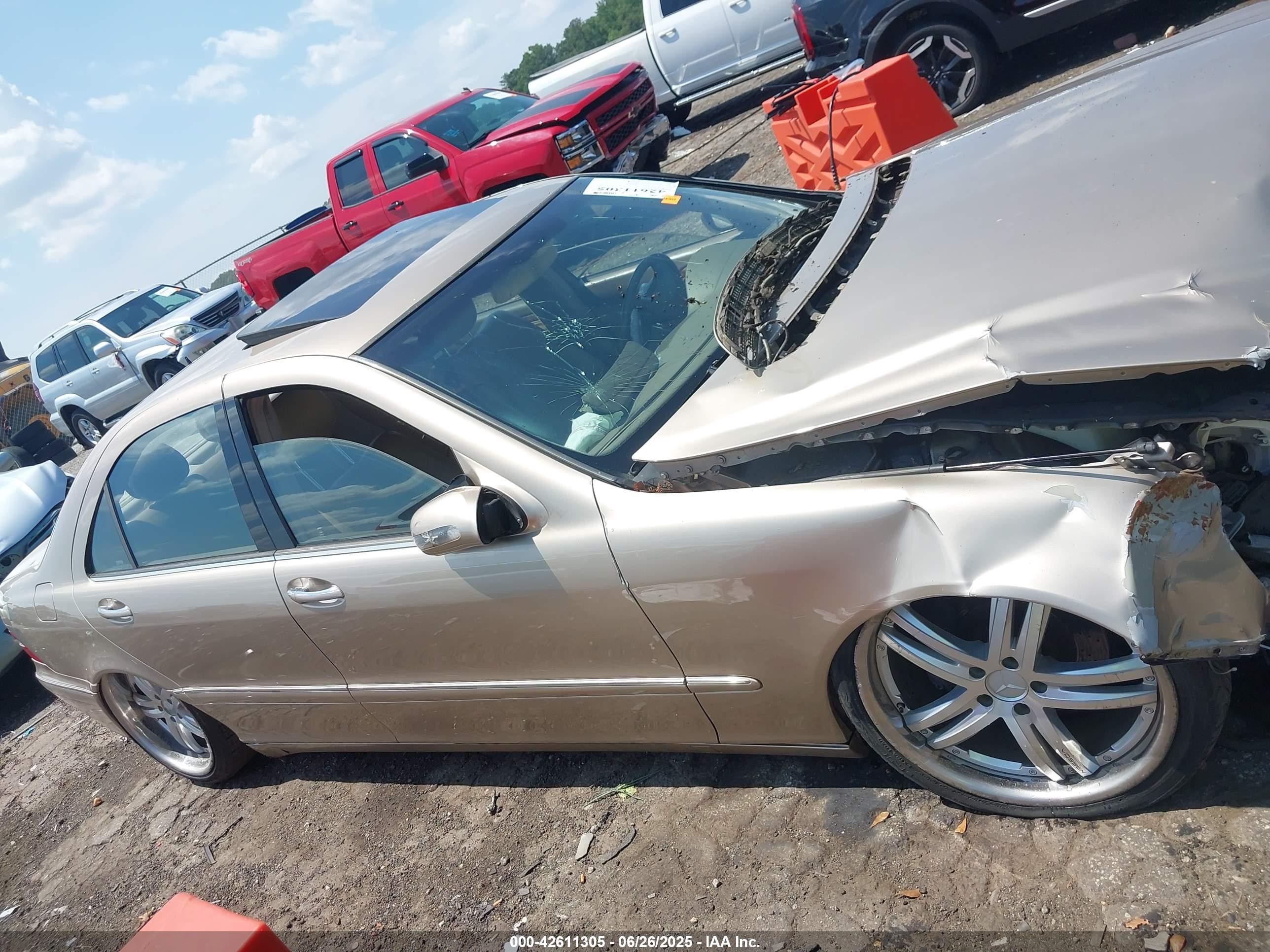 2001 Mercedes-benz S 500   Золотой vin: WDBNG75JX1A219683