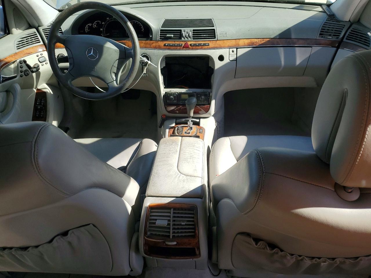 2006 Mercedes-benz S 500 Silver vin: WDBNG75JX6A462210