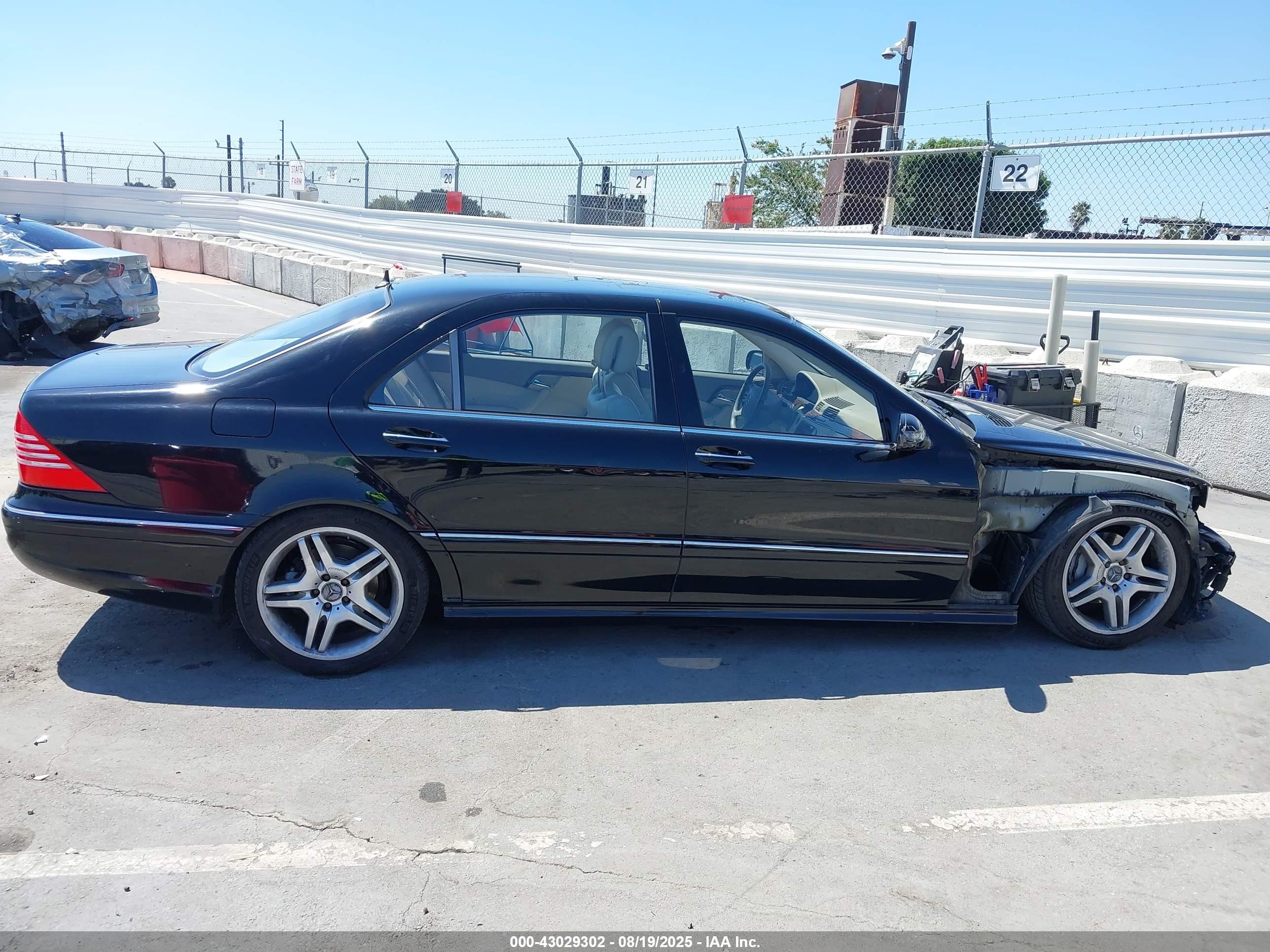 2006 Mercedes-benz S 500   Черный vin: WDBNG75JX6A463891