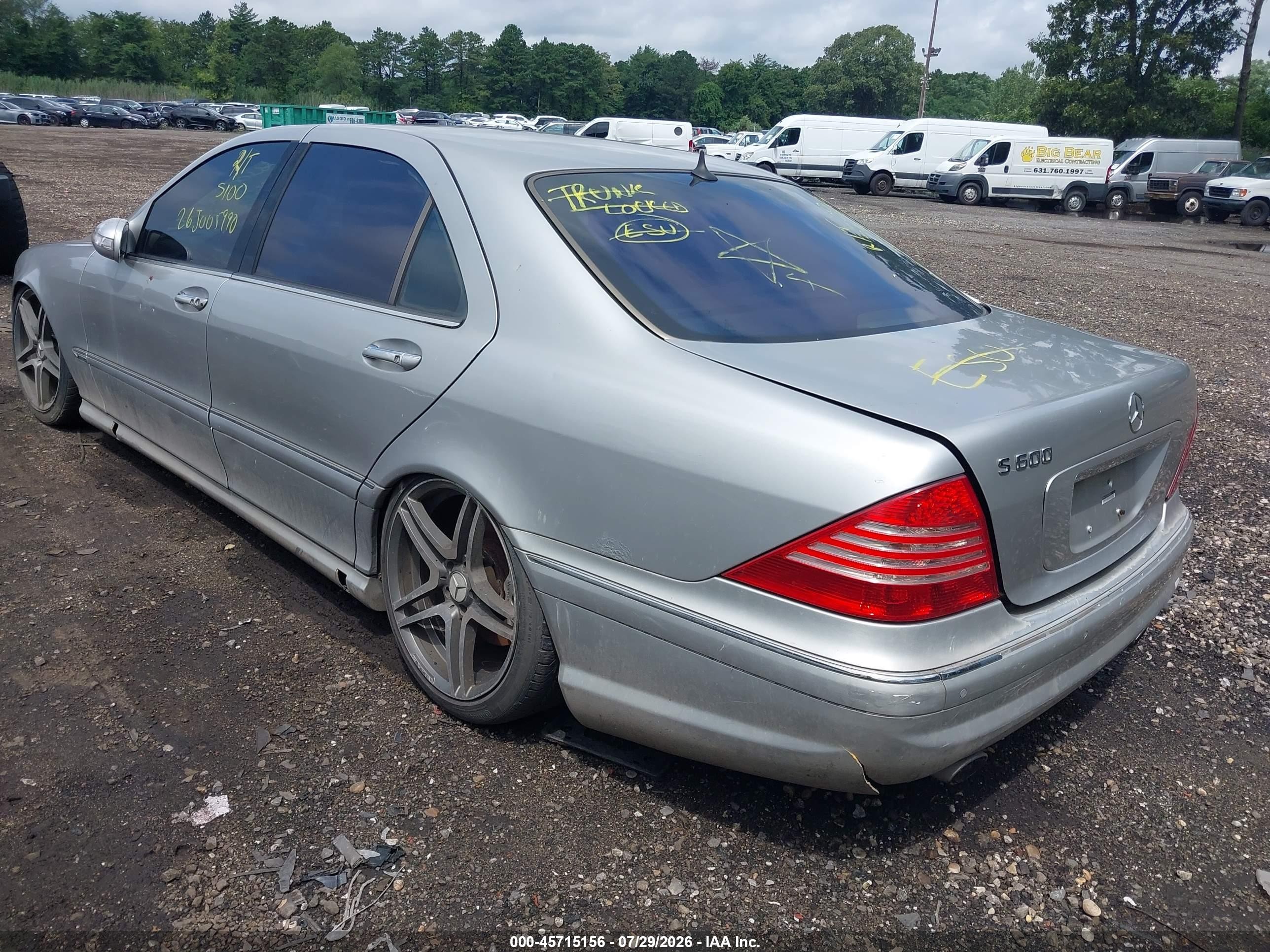 2003 Mercedes-benz S 600   Серебряный vin: WDBNG76J13A334593