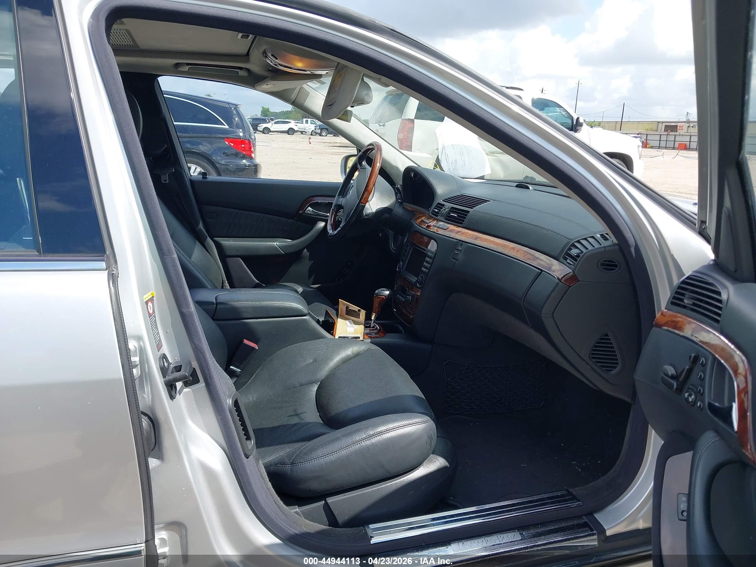 2003 Mercedes-benz S 600   Silver vin: WDBNG76J53A343328