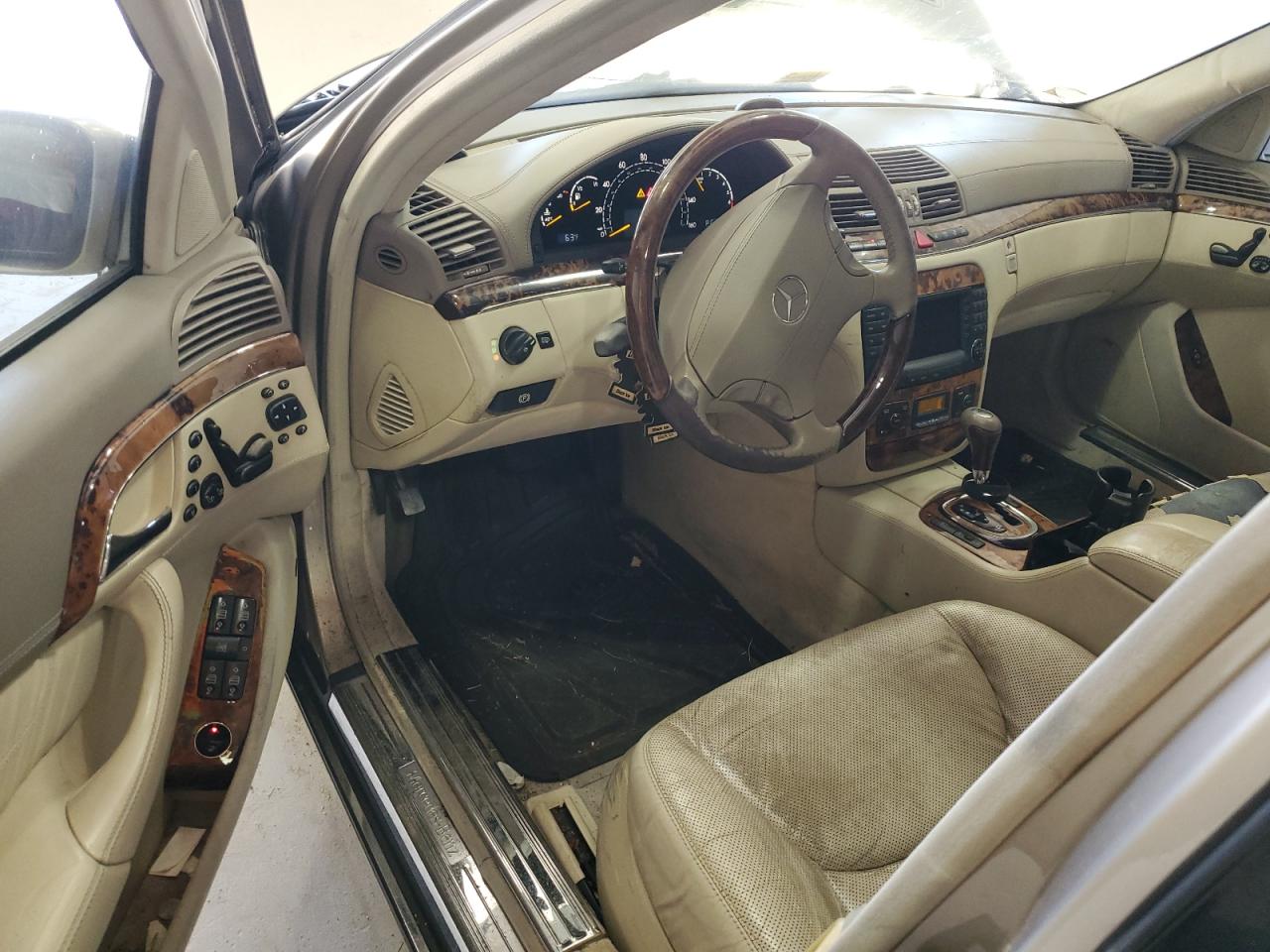 2004 Mercedes-benz S 600 Желто-коричневый vin: WDBNG76J54A387590