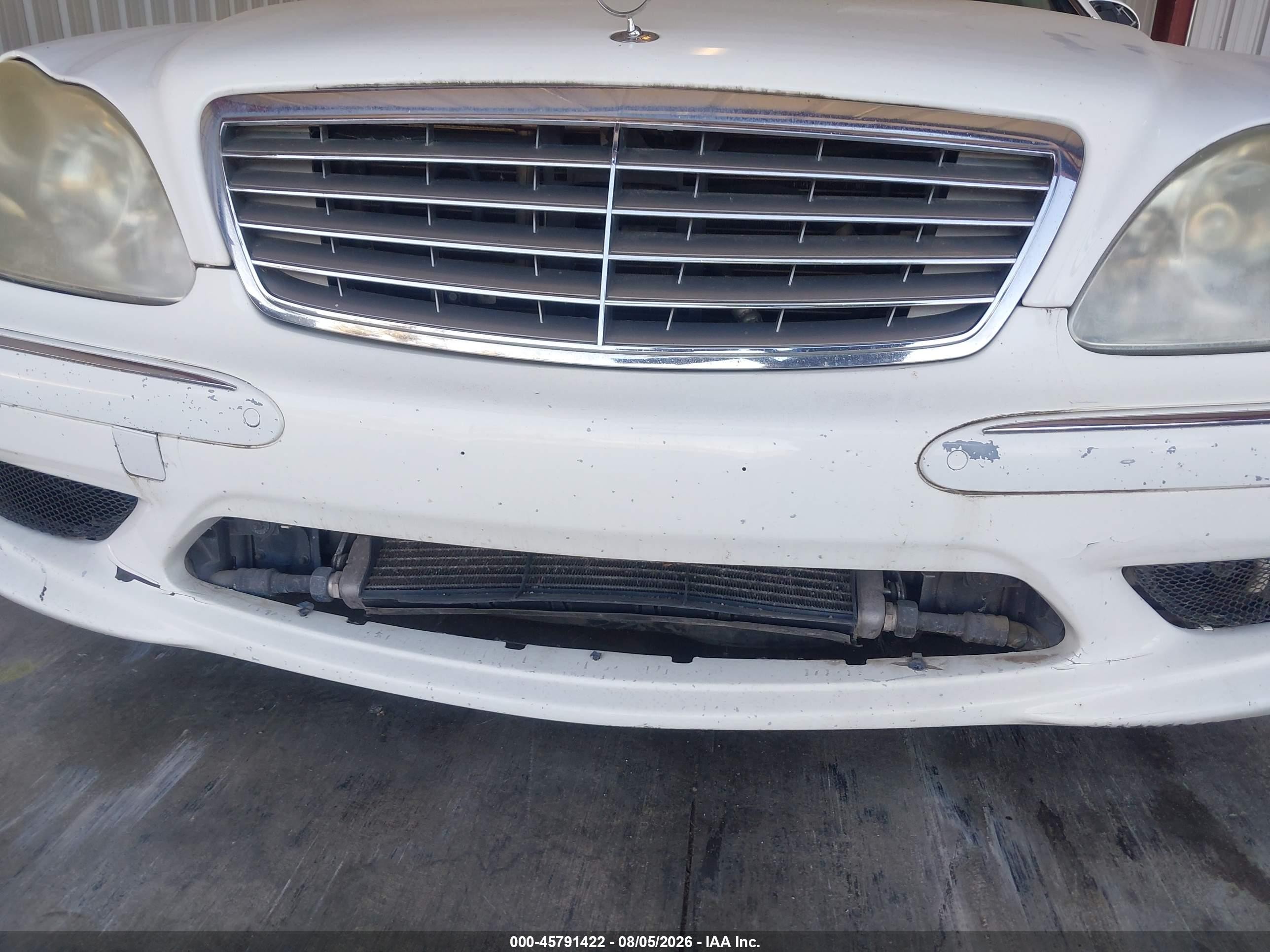 2005 Mercedes-benz S 600   White vin: WDBNG76J55A460426