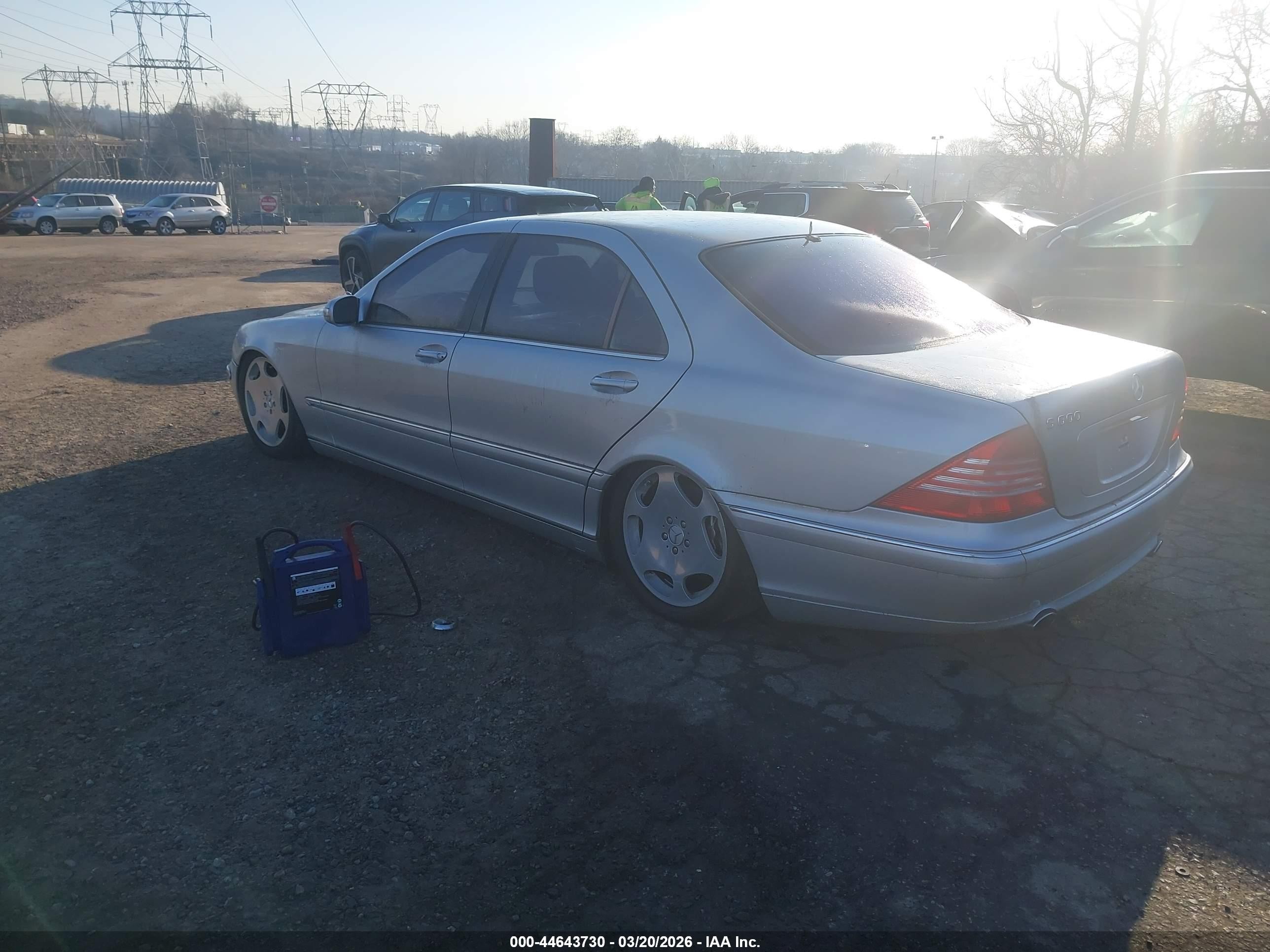 2005 Mercedes-benz S 600   Silver vin: WDBNG76J75A432983