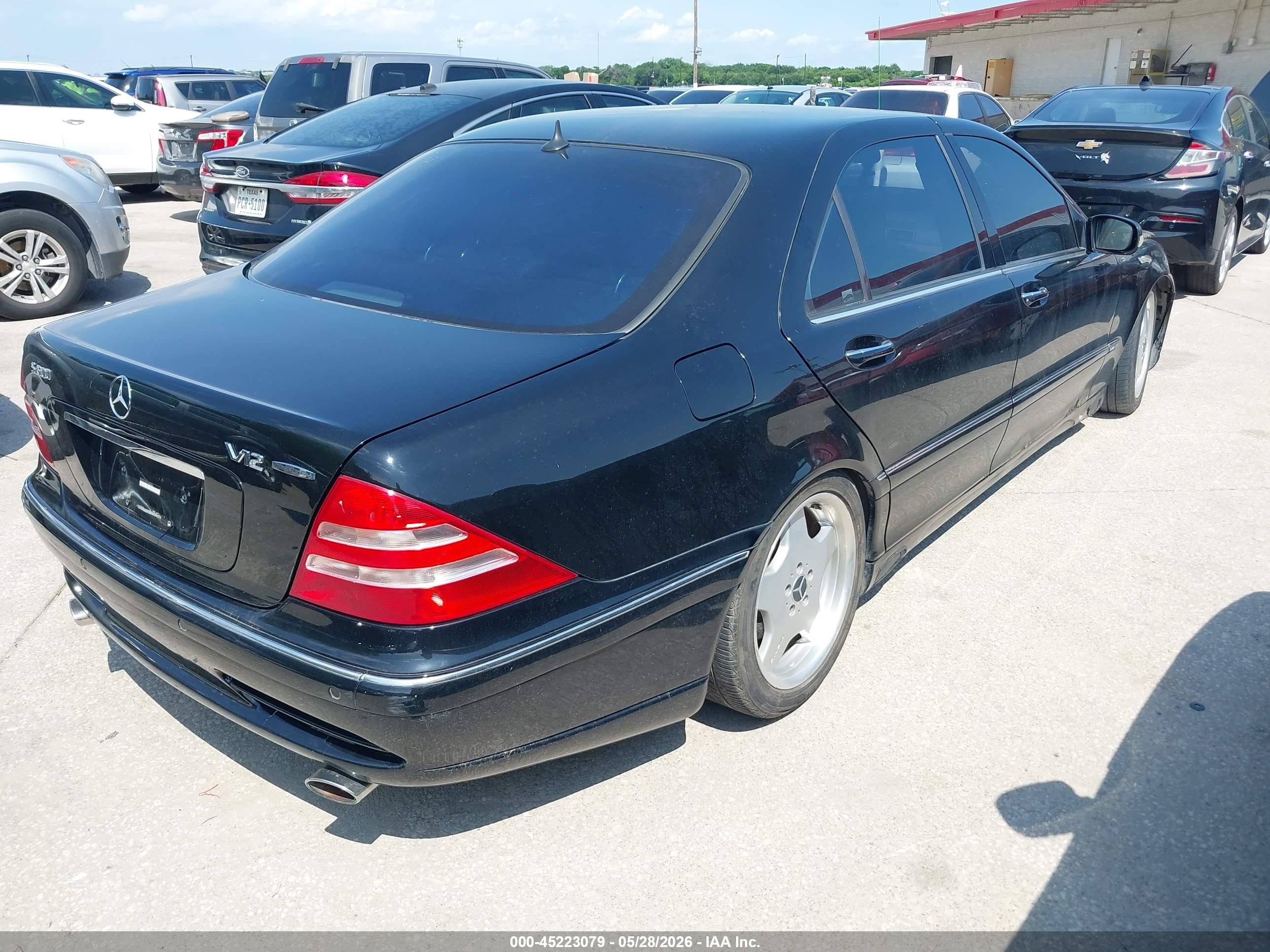 2001 Mercedes-benz S 600   Black vin: WDBNG78J01A189332