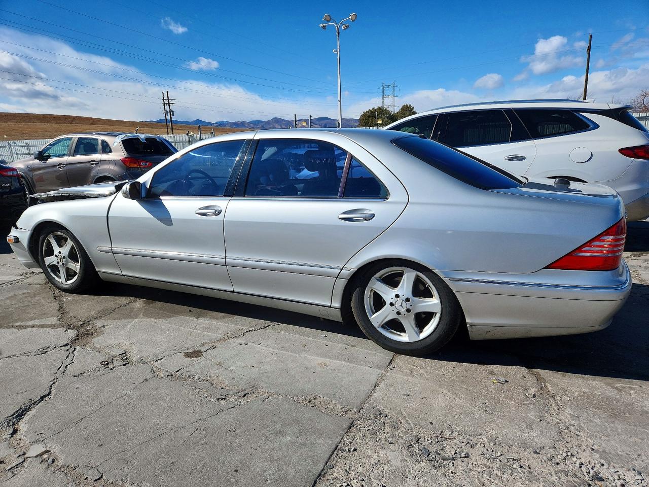 2004 Mercedes Benz S 500 4matic Серебряный vin: WDBNG84J04A410024