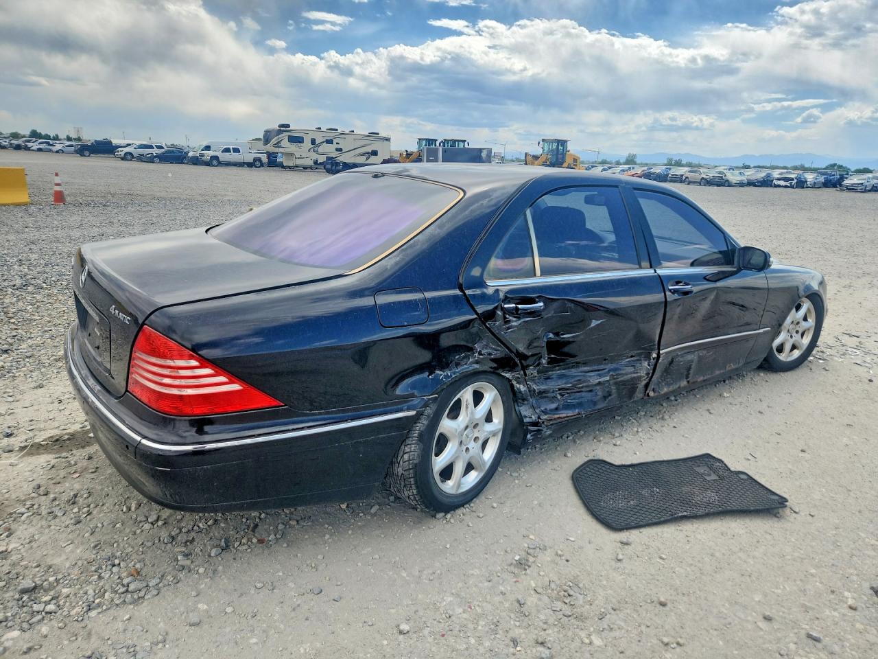 2004 Mercedes-benz S 500 4matic Black vin: WDBNG84J54A430060