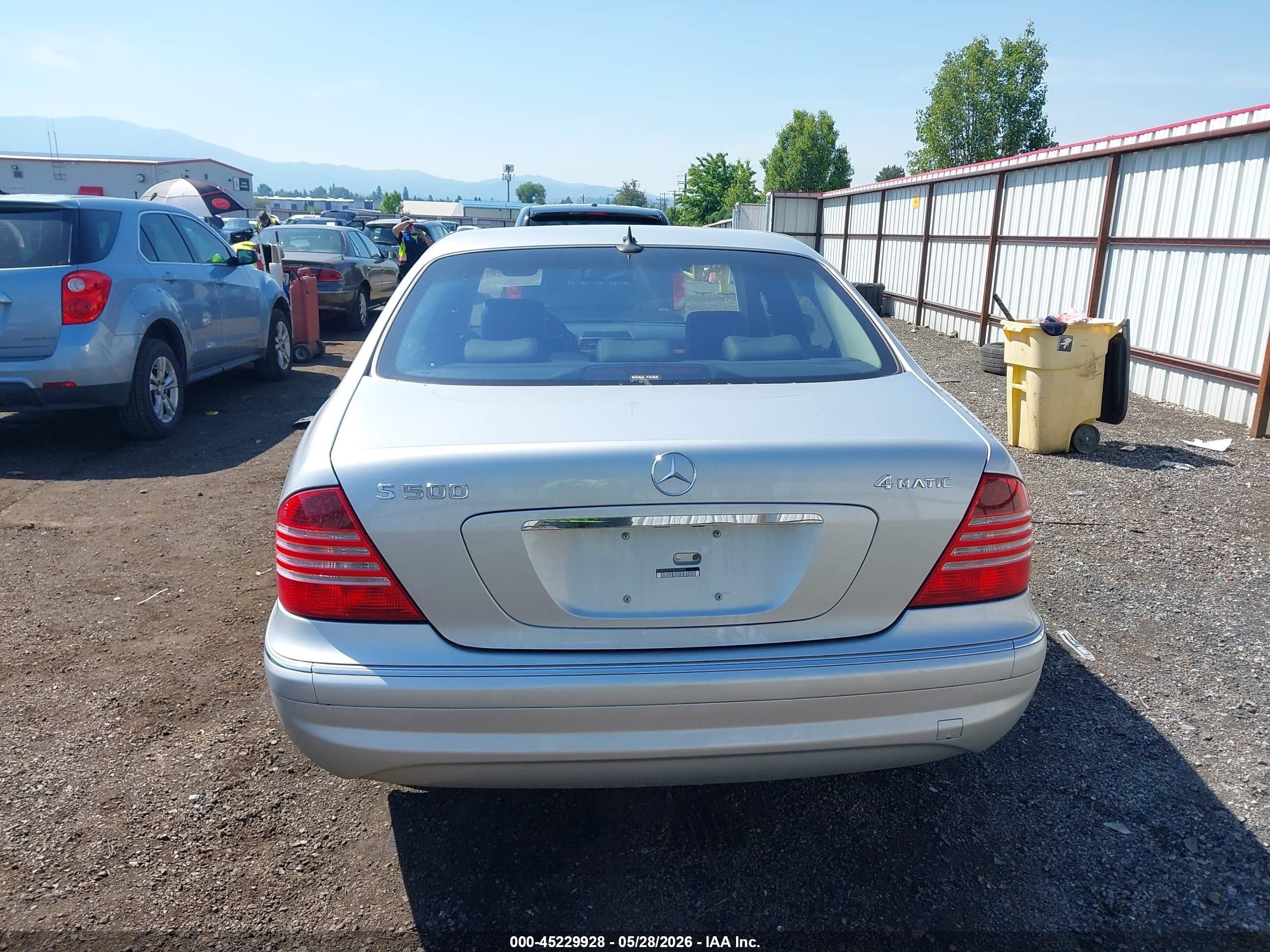 2003 Mercedes-benz S 500   Silver vin: WDBNG84J93A372596