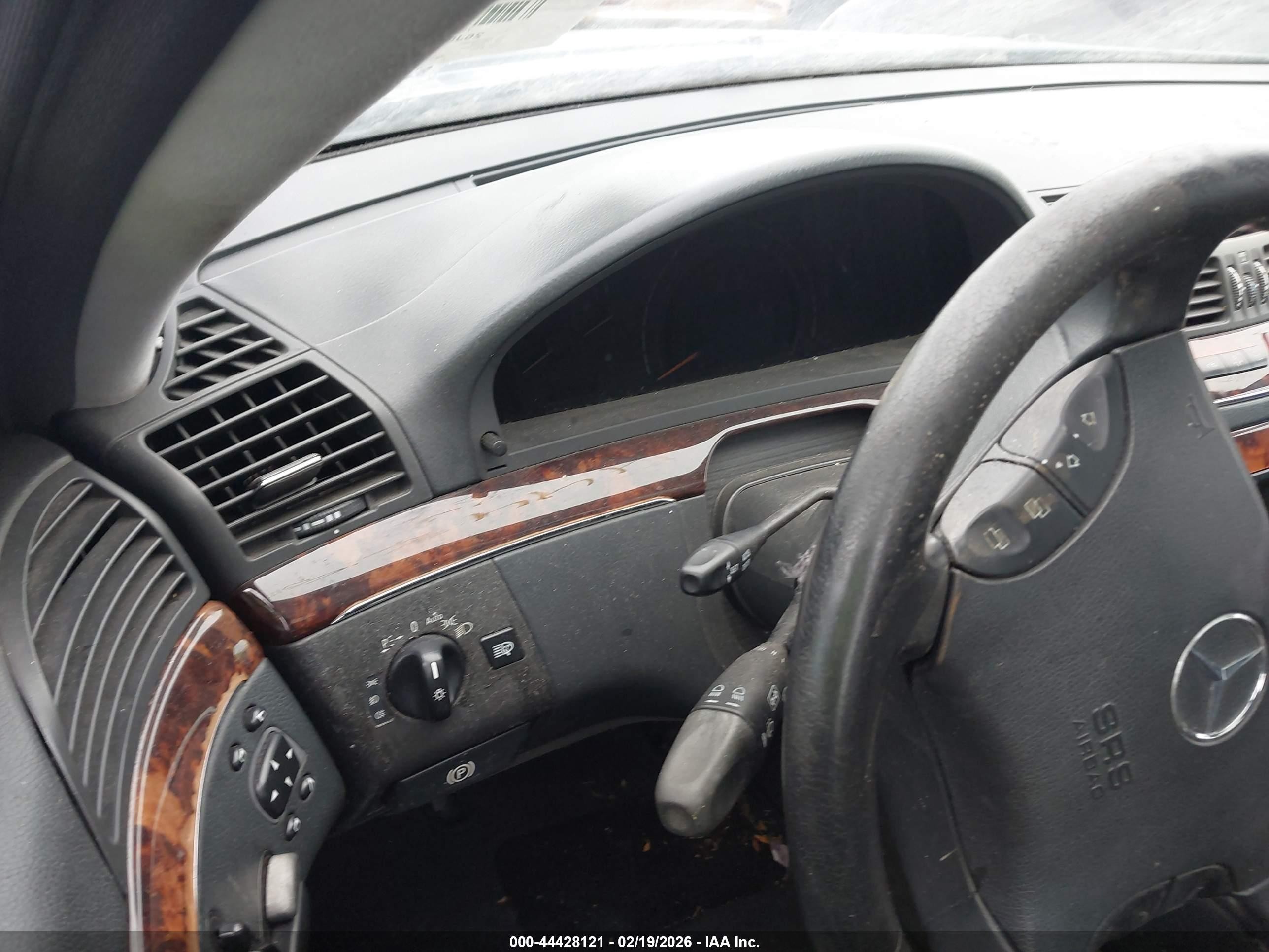 2006 Mercedes-benz S 500 4matic Серый vin: WDBNG84J96A463484