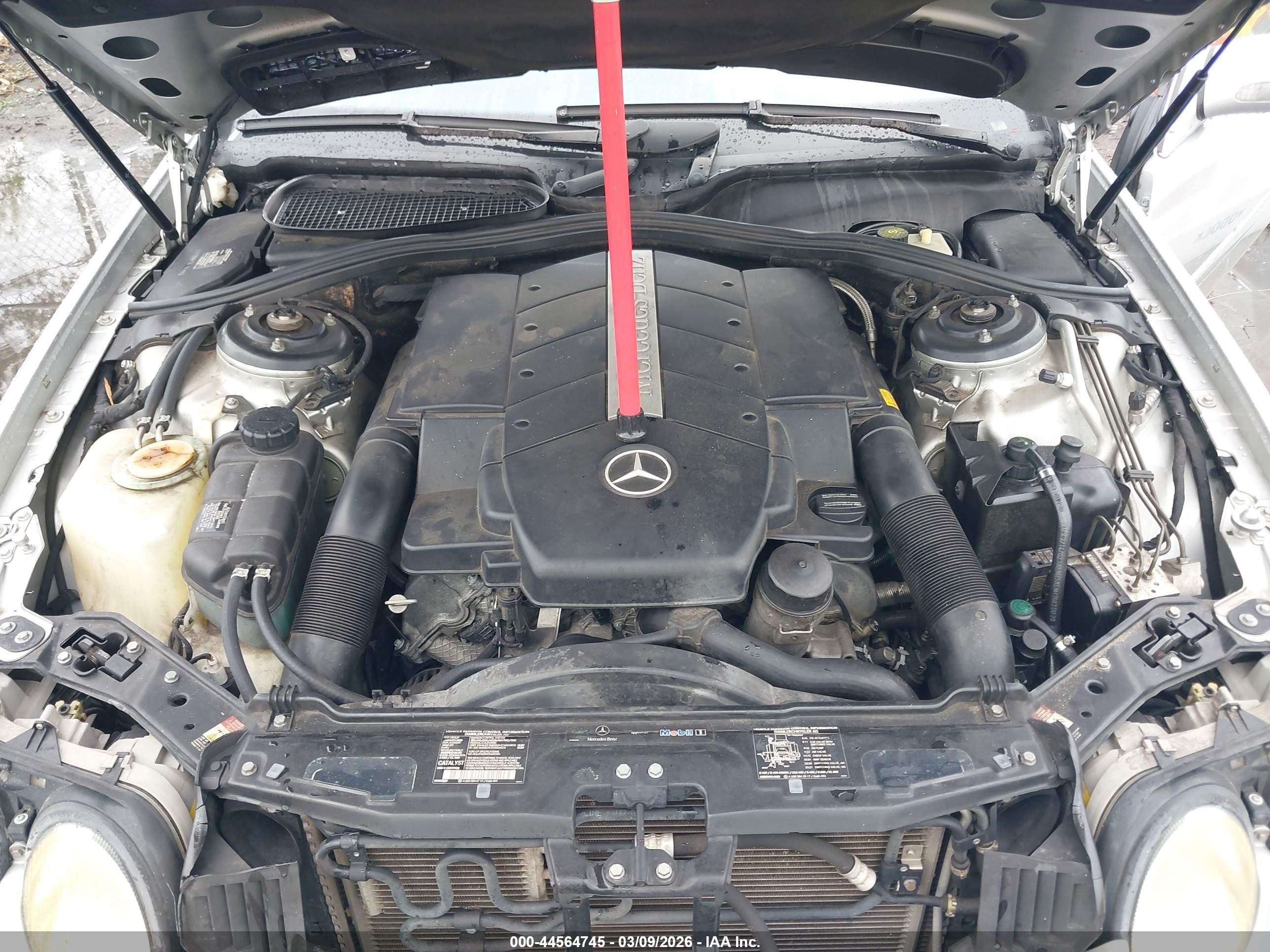 2002 Mercedes-benz Cl 500   Silver vin: WDBPJ75J02A029676