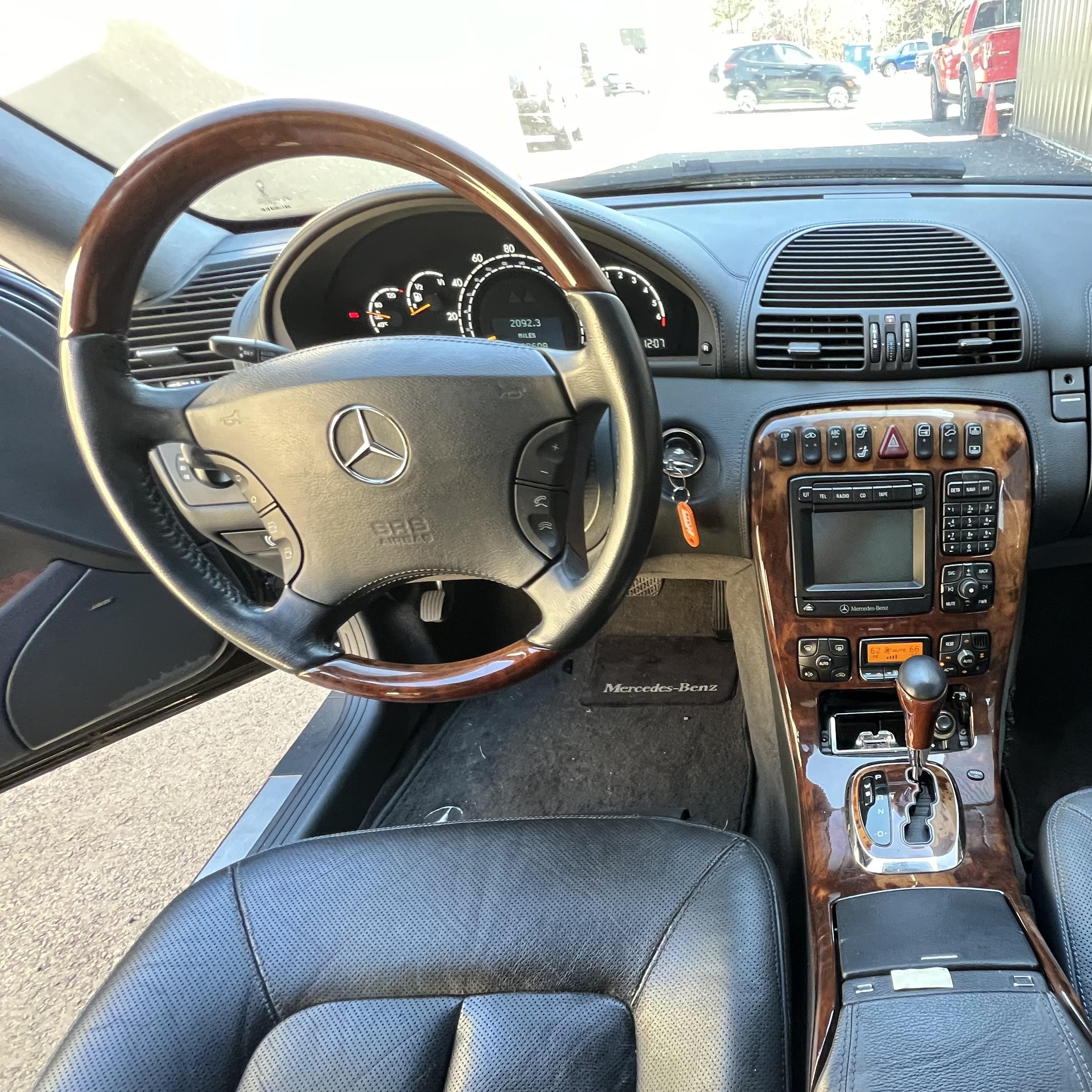 2002 Mercedes-benz Cl 500   Black vin: WDBPJ75J12A028536