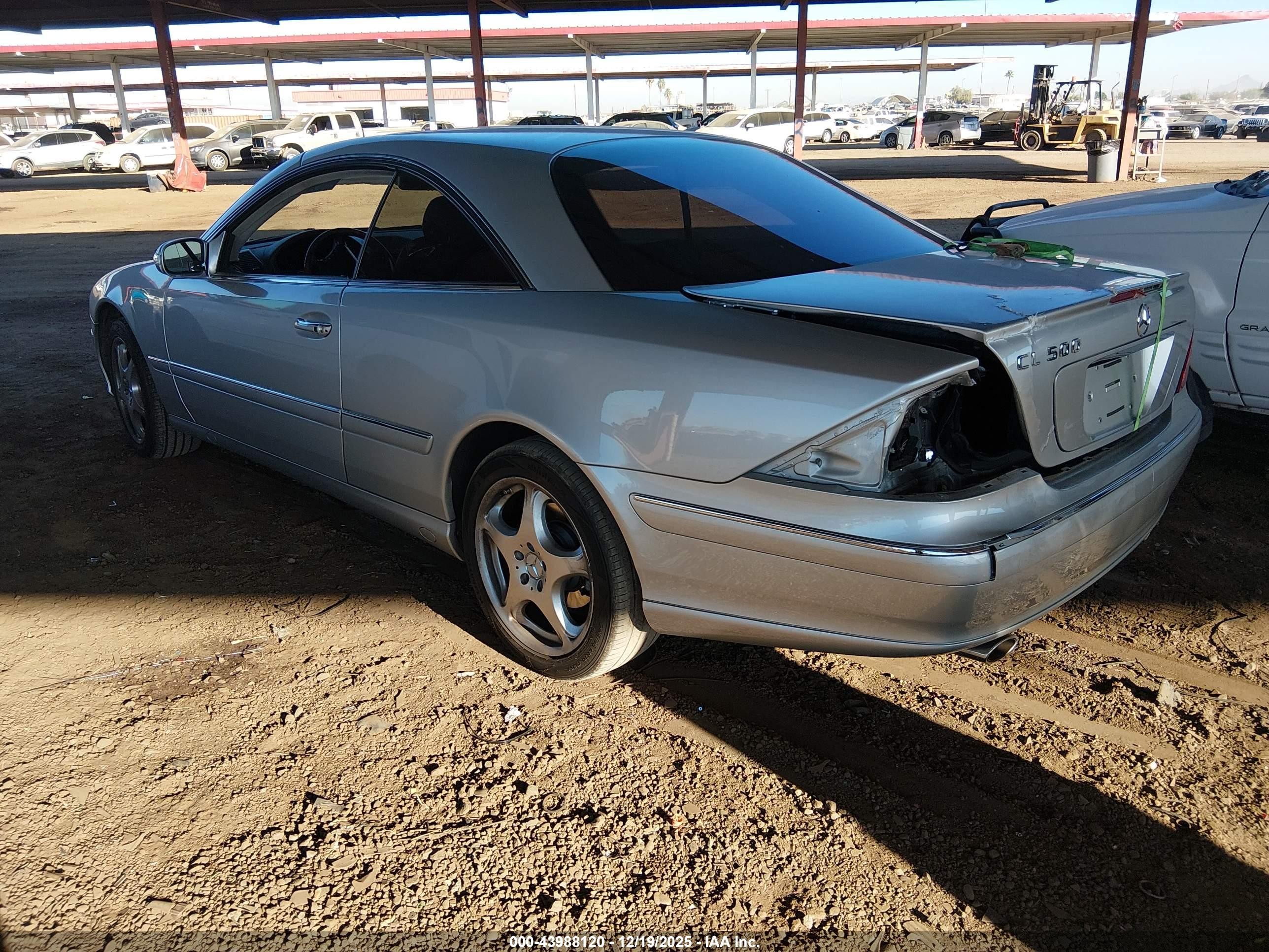 2005 Mercedes-benz Cl 500   White vin: WDBPJ75J15A045423