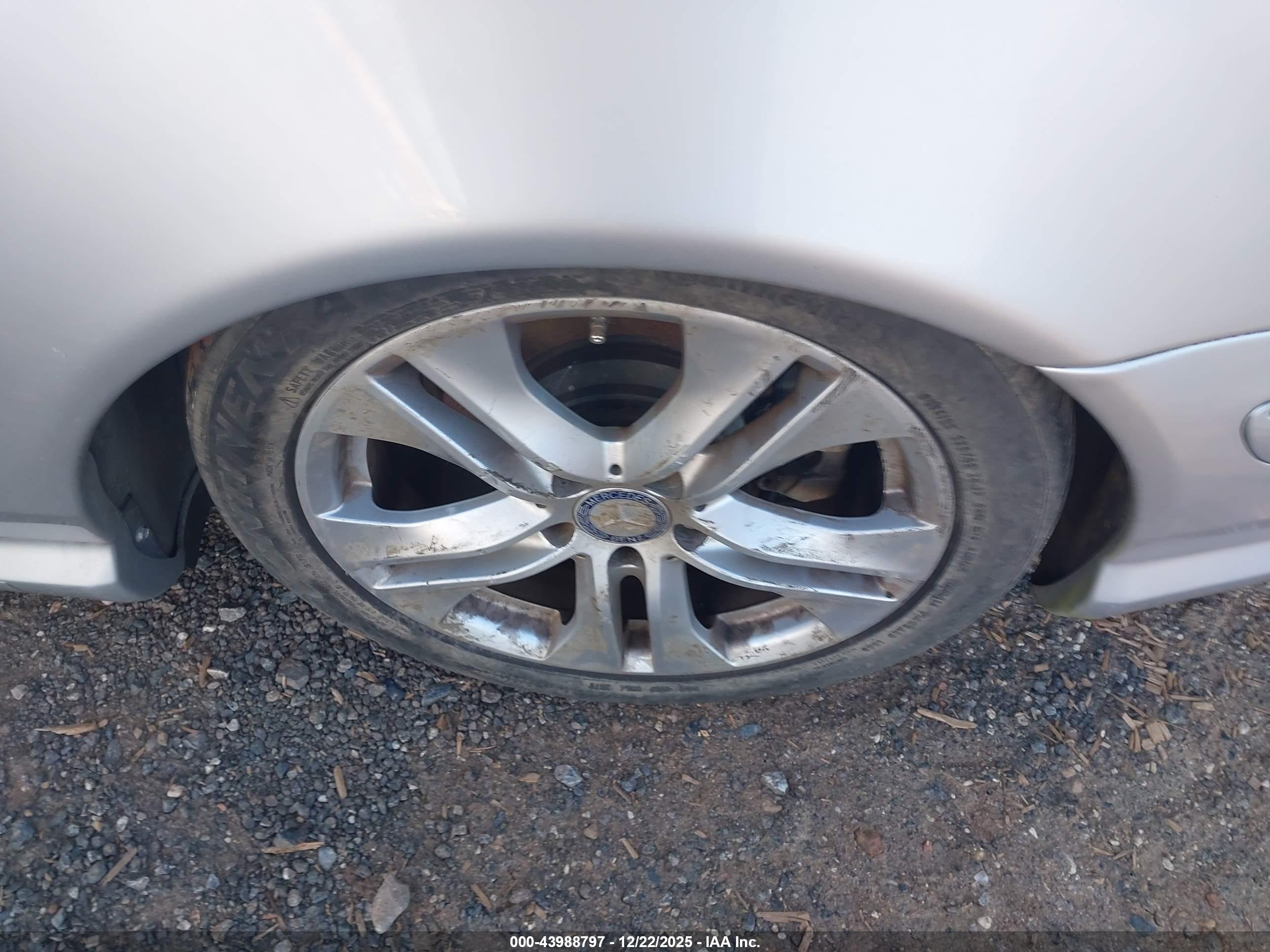 2005 Mercedes-benz Cl 500   Silver vin: WDBPJ75J45A046243