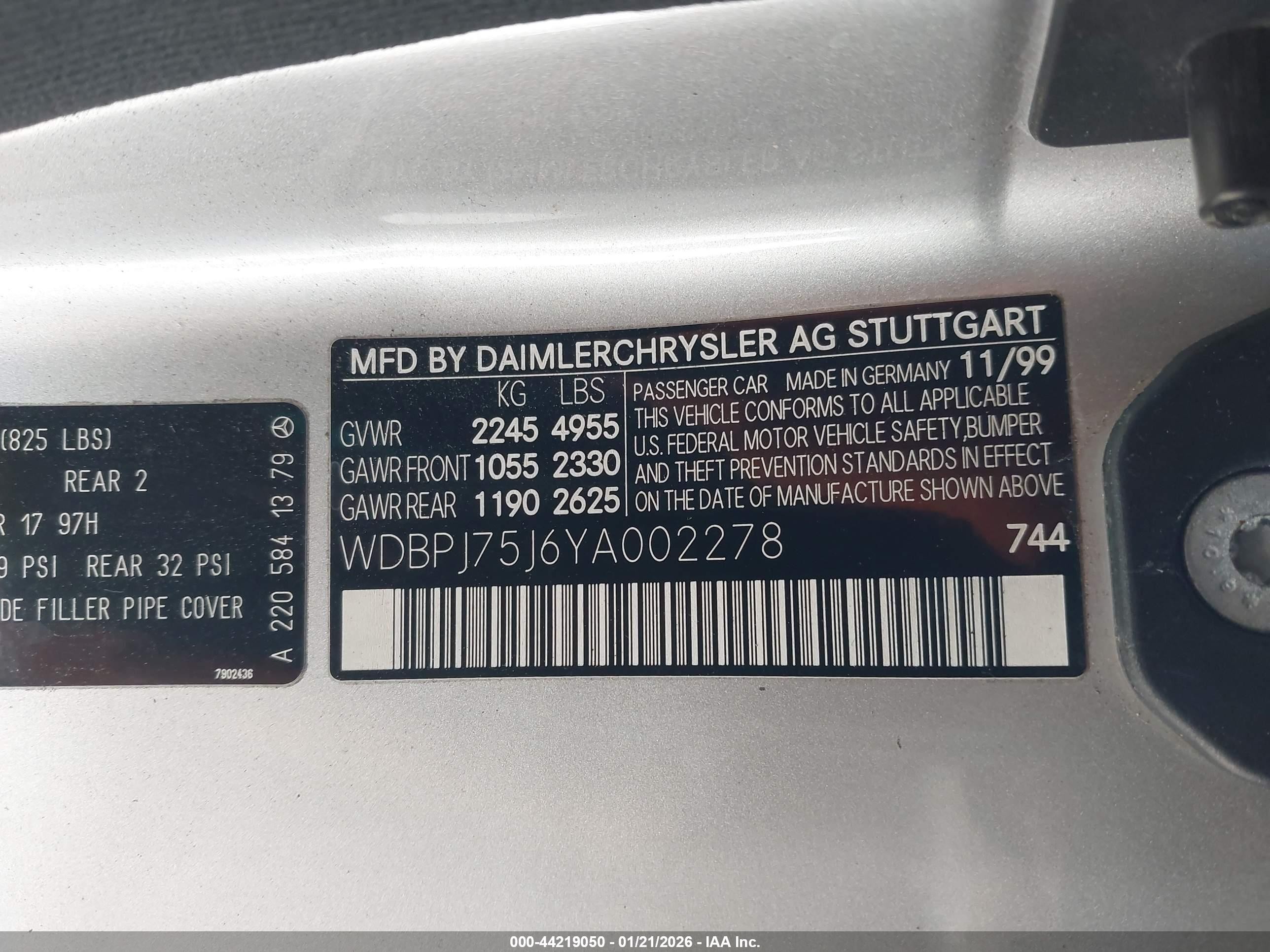 2000 Mercedes-benz Cl 500   Silver vin: WDBPJ75J6YA002278