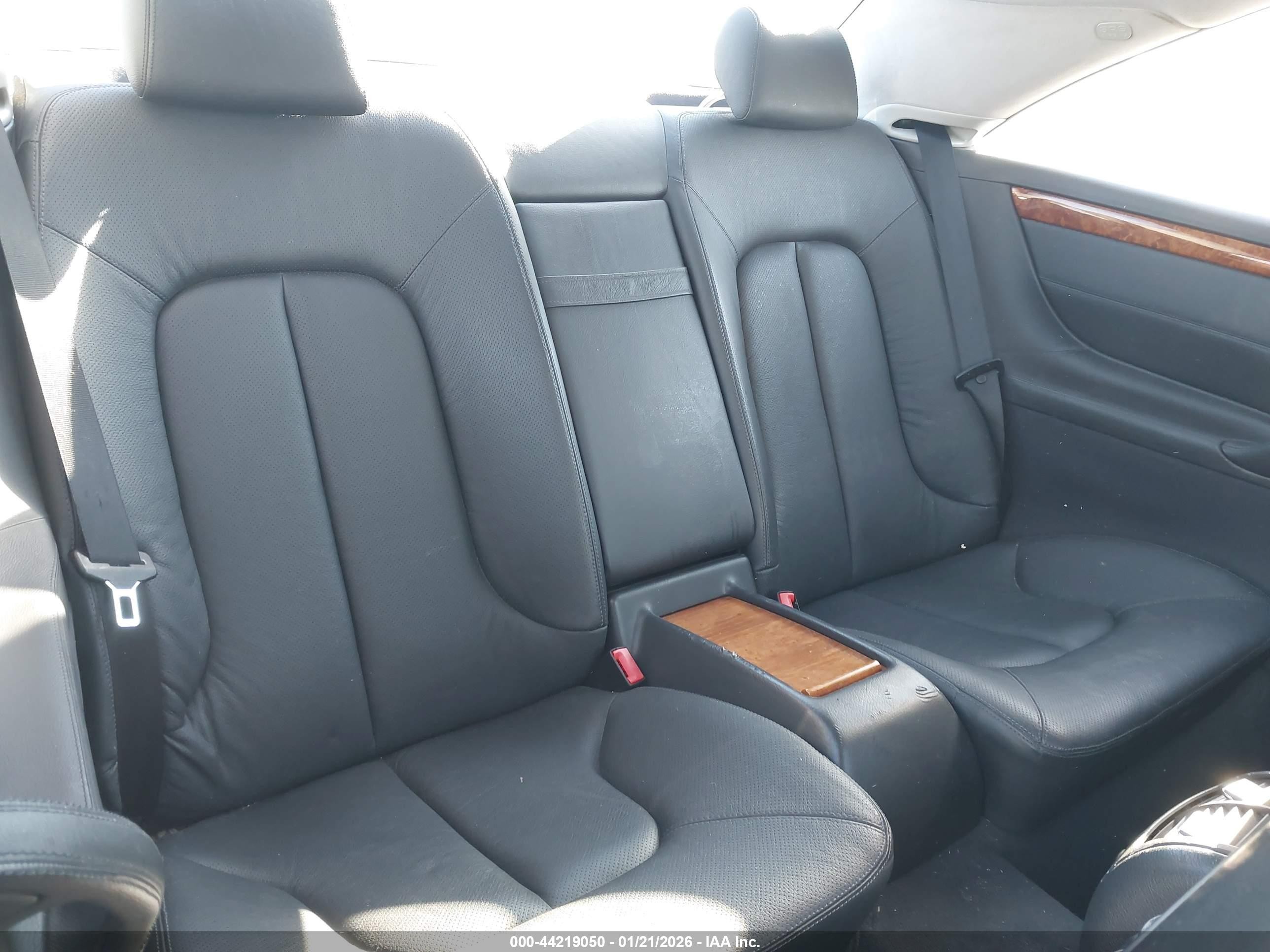 2000 Mercedes-benz Cl 500   Silver vin: WDBPJ75J6YA002278