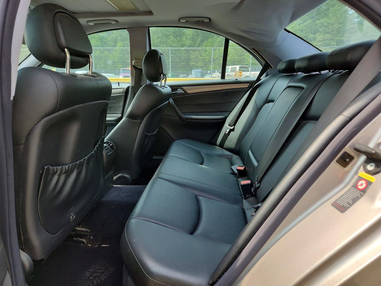 2003 Mercedes-benz C 230k Sport Sedan Beige vin: WDBRF40J03F433484