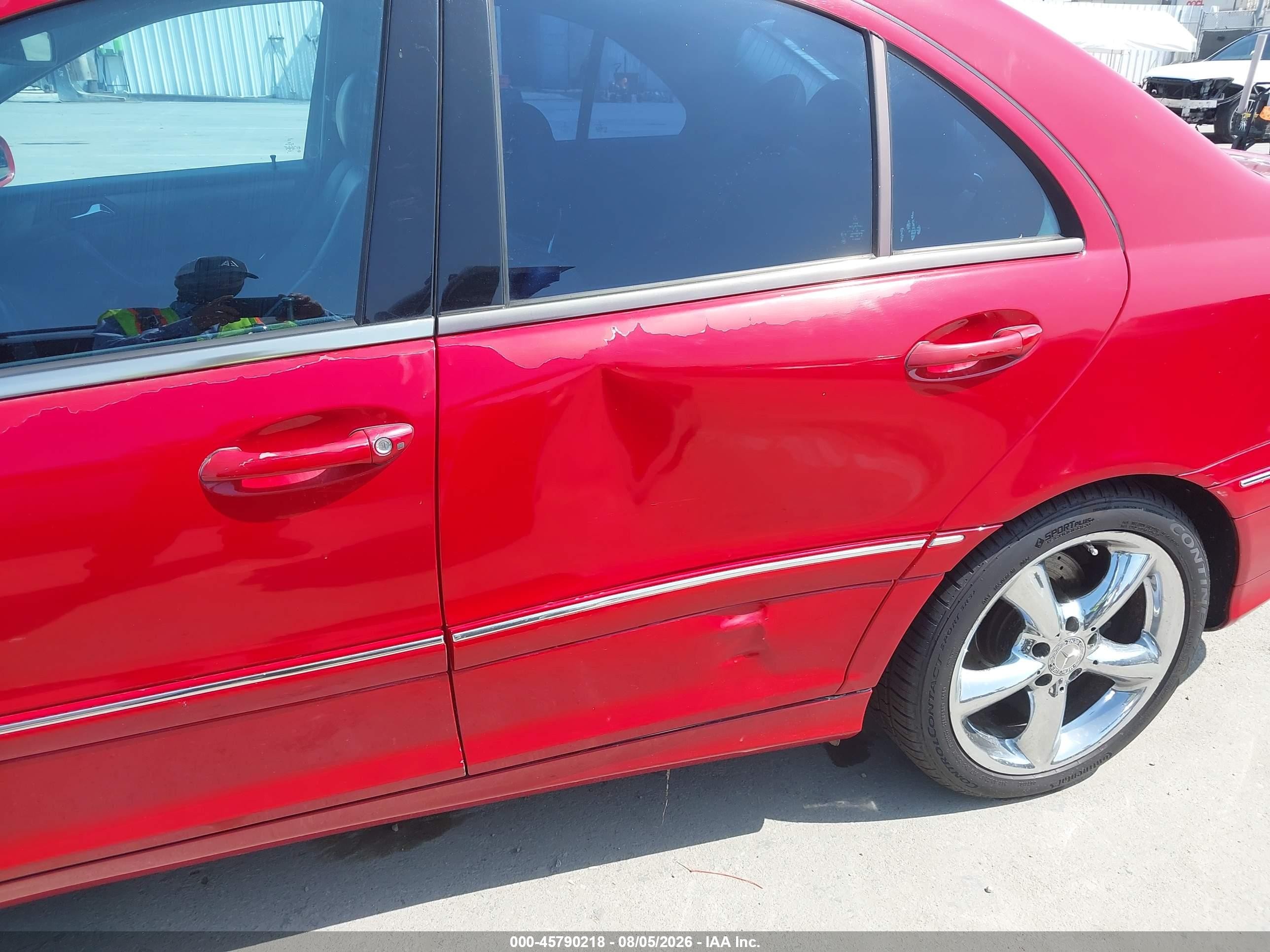 2004 Mercedes-benz C 230 Kompressor Sport/sport Red vin: WDBRF40J04A636373